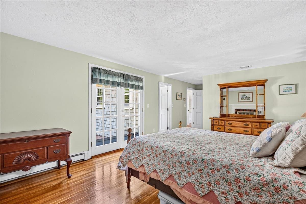 Single Family Residence at 293 Mayflower Cir, Hanover MA 02339, Hanover, photo 22 of 42
