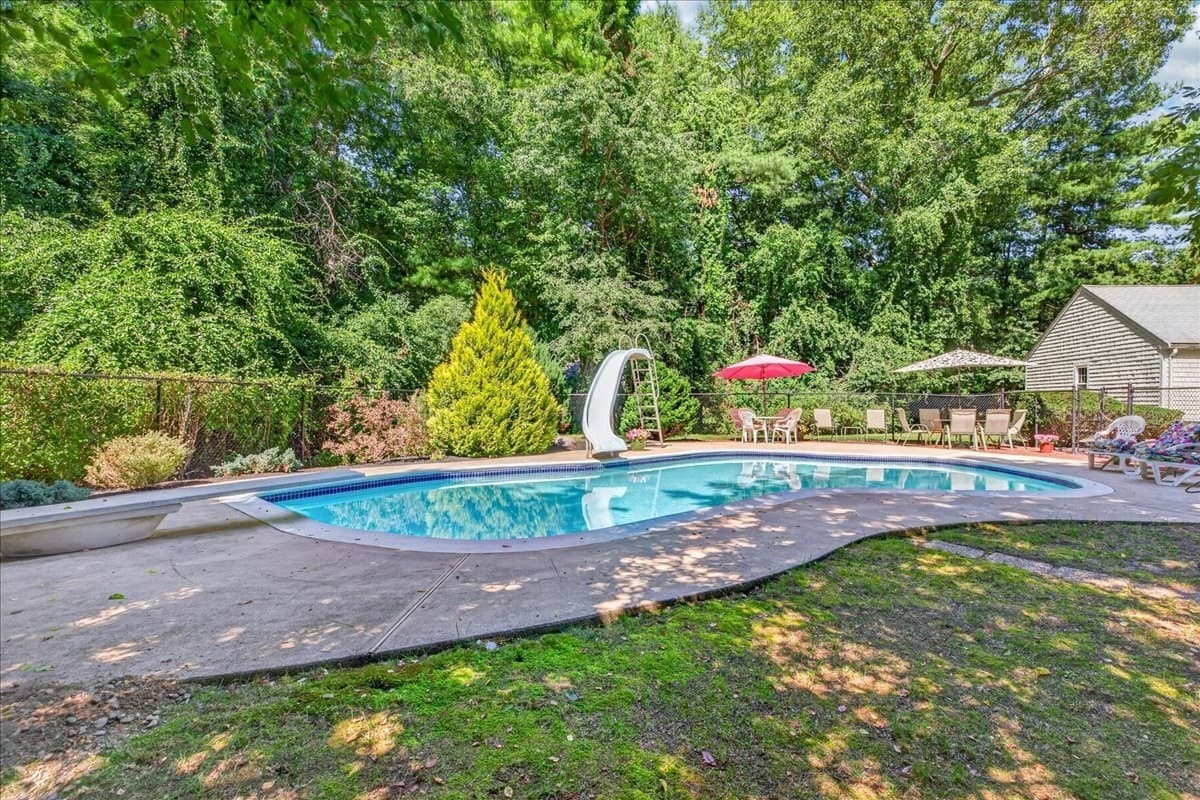 Single Family Residence at 293 Mayflower Cir, Hanover MA 02339, Hanover, photo 33 of 42