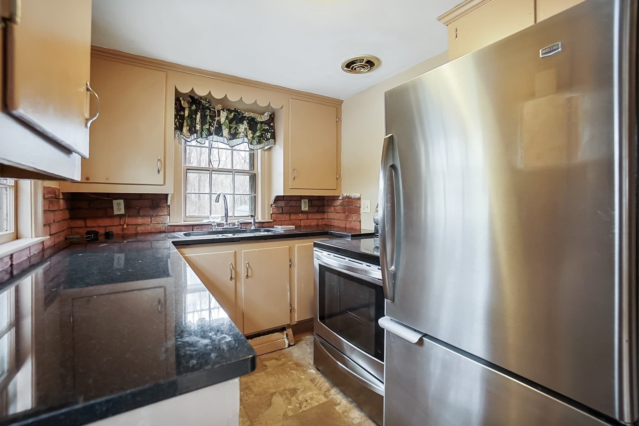Single Family Residence at 30 Woodland Rd, Ashland MA 01721, Ashland, photo 6 of 23