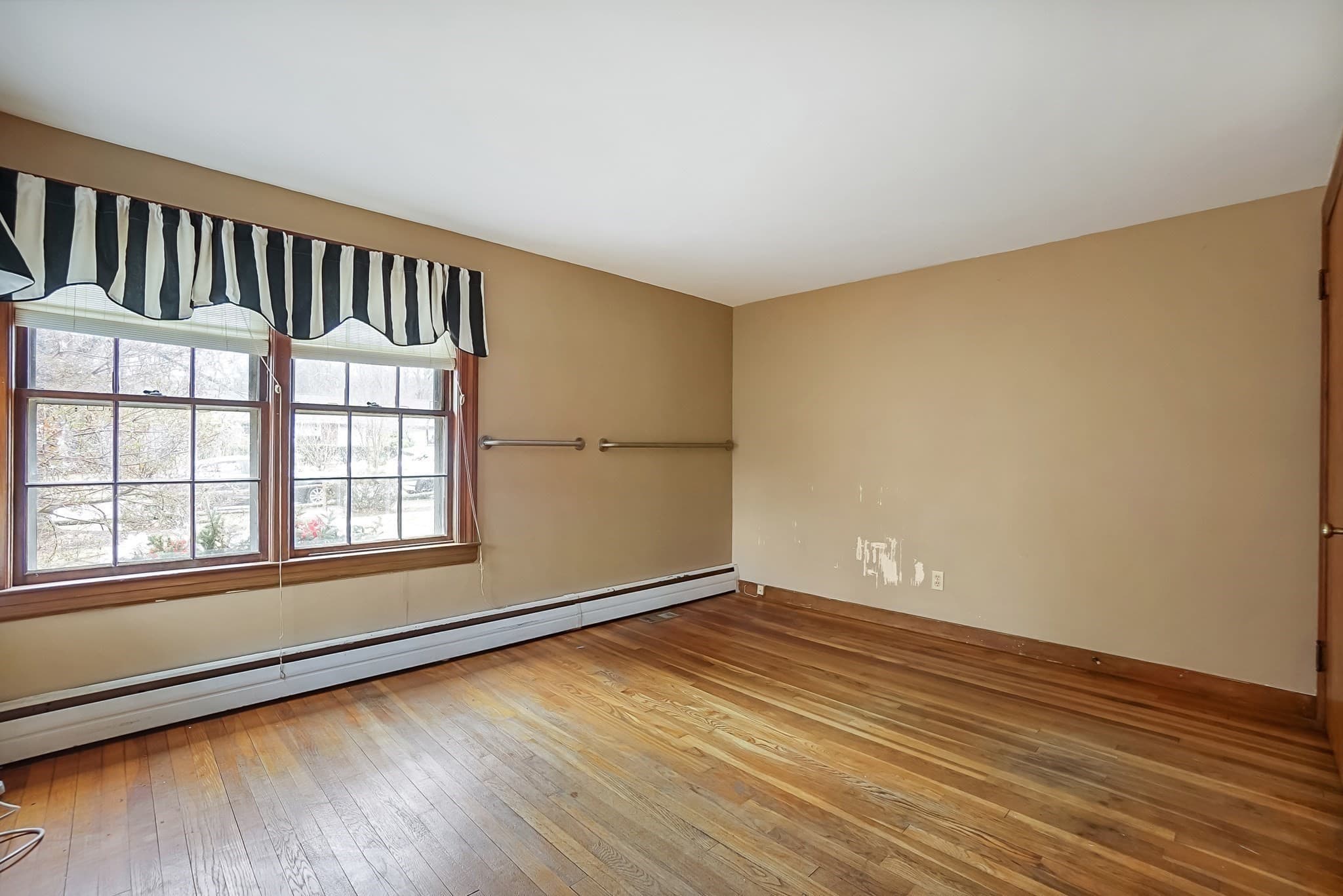 Single Family Residence at 30 Woodland Rd, Ashland MA 01721, Ashland, photo 7 of 23