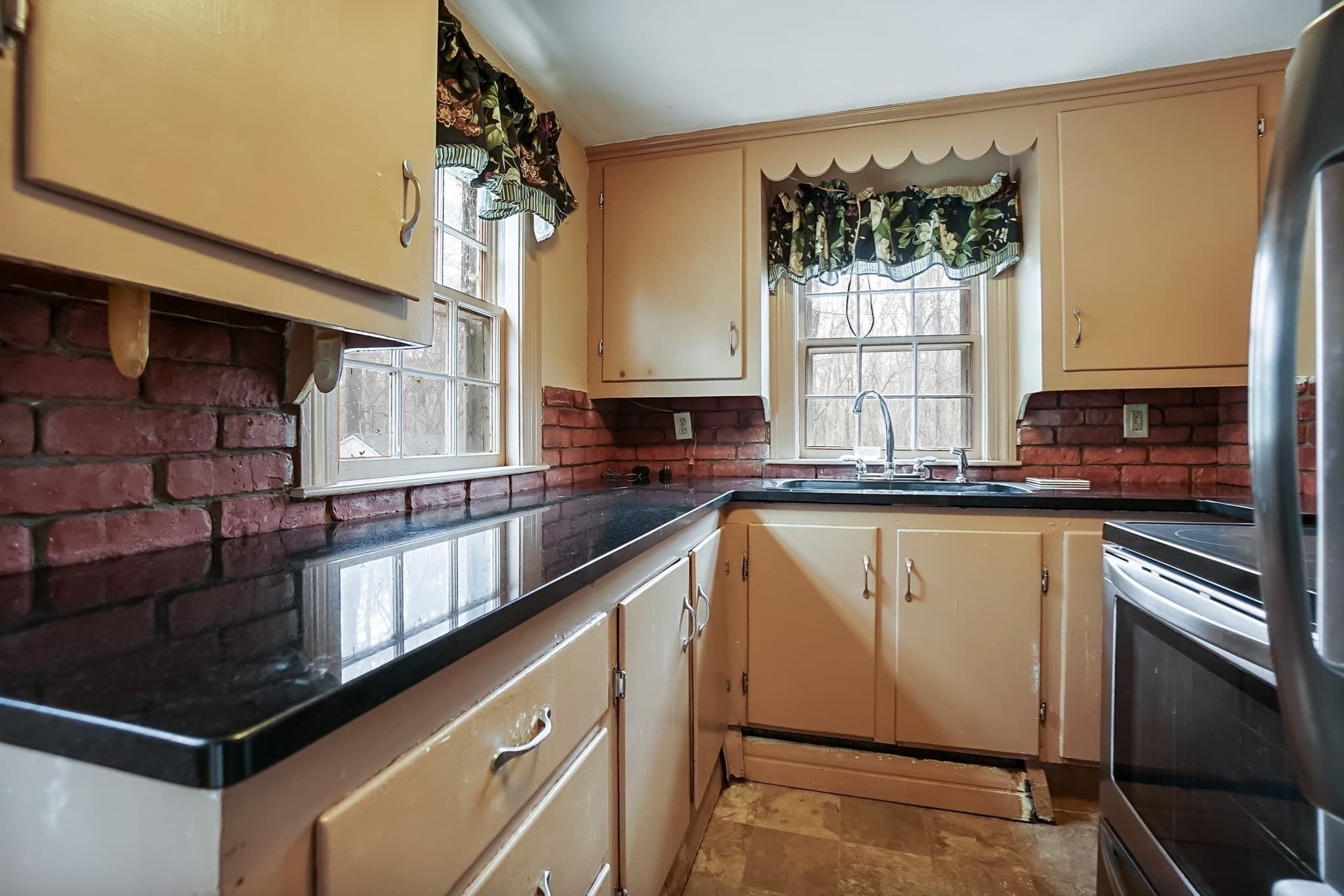 Single Family Residence at 30 Woodland Rd, Ashland MA 01721, Ashland, photo 5 of 23
