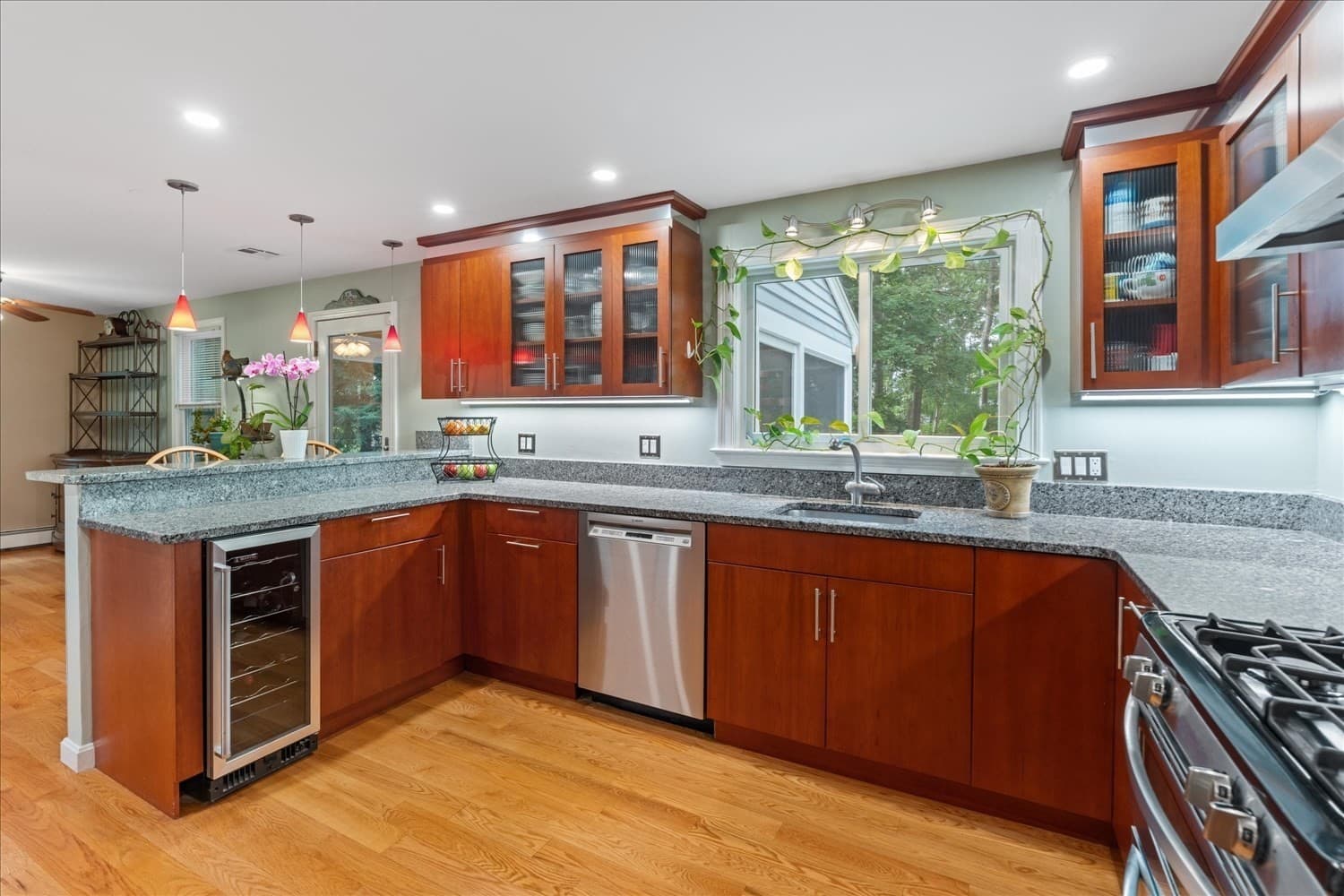 Single Family Residence at 32 Maple St, Norfolk MA 02056, Norfolk, photo 2 of 42