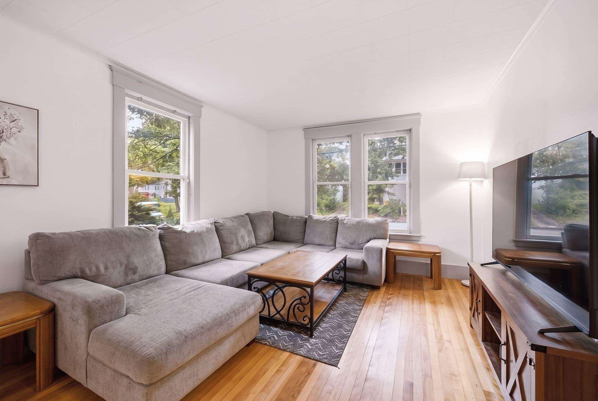 Single Family Residence at 209 Green St, Gardner MA 01440, Gardner, photo 6 of 42