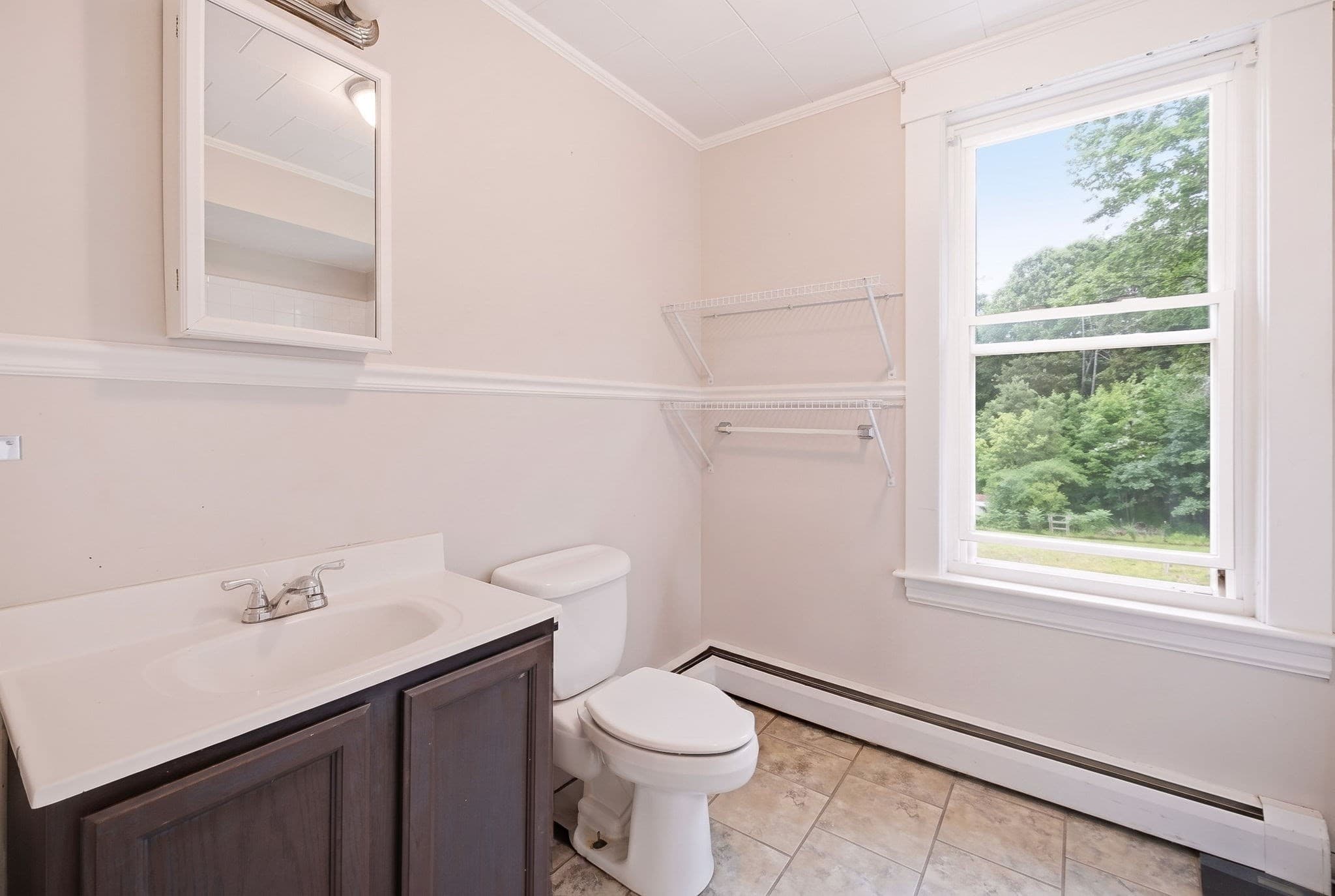 Single Family Residence at 209 Green St, Gardner MA 01440, Gardner, photo 26 of 42