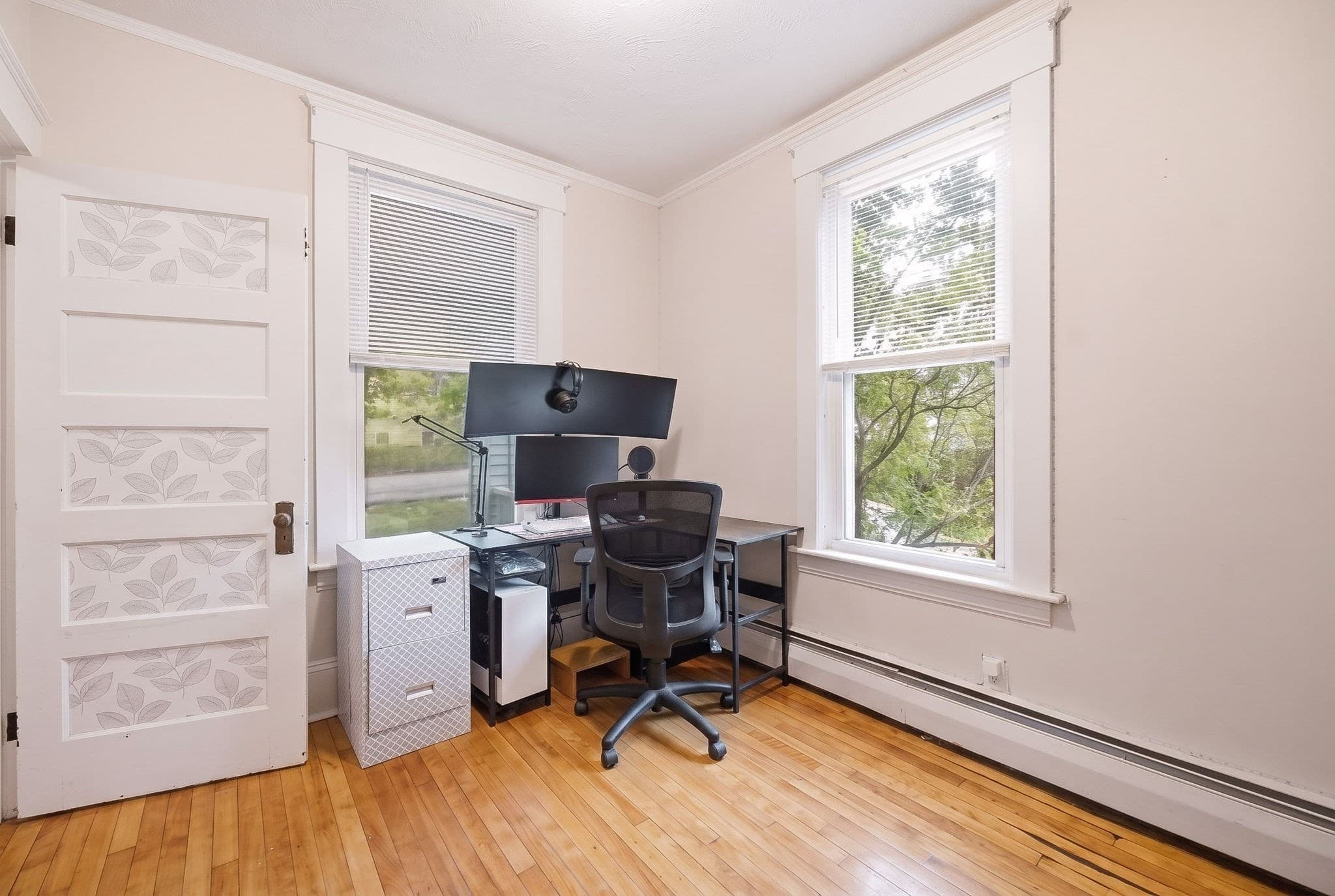 Single Family Residence at 209 Green St, Gardner MA 01440, Gardner, photo 10 of 42
