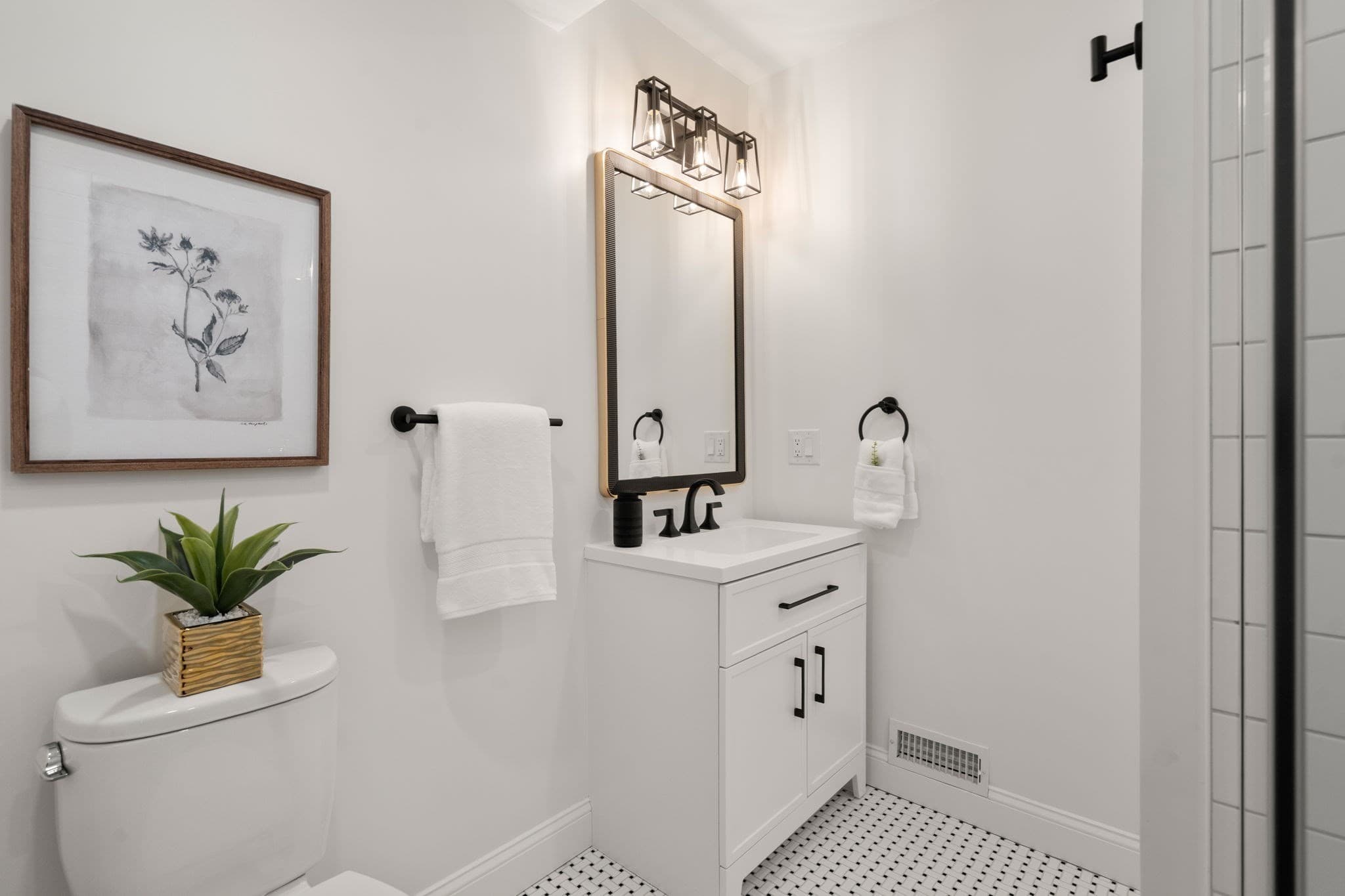 Condominium at 26 Pitcher Ave # 1, Medford MA 02155, Medford, photo 10 of 31