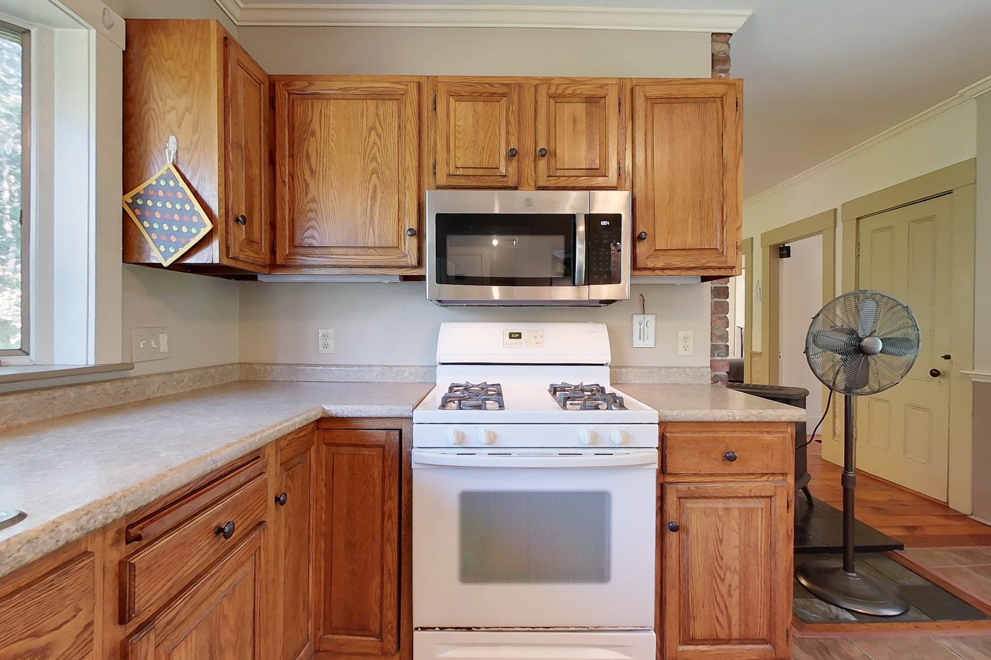 Single Family Residence at 25 Prospect St, Pepperell MA 01463, Pepperell, photo 4 of 34