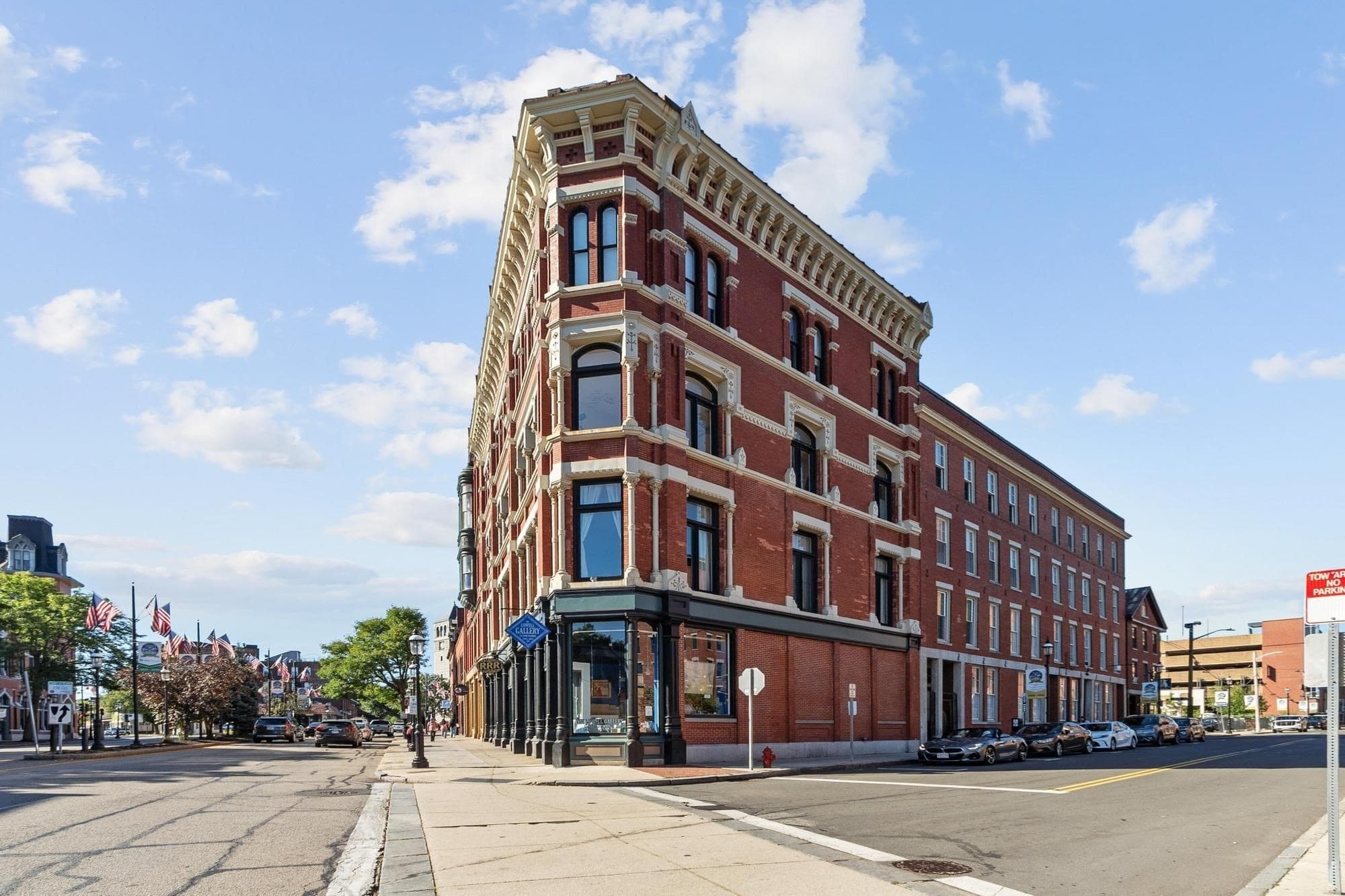 219 Central Street # 3E, Lowell MA 01852