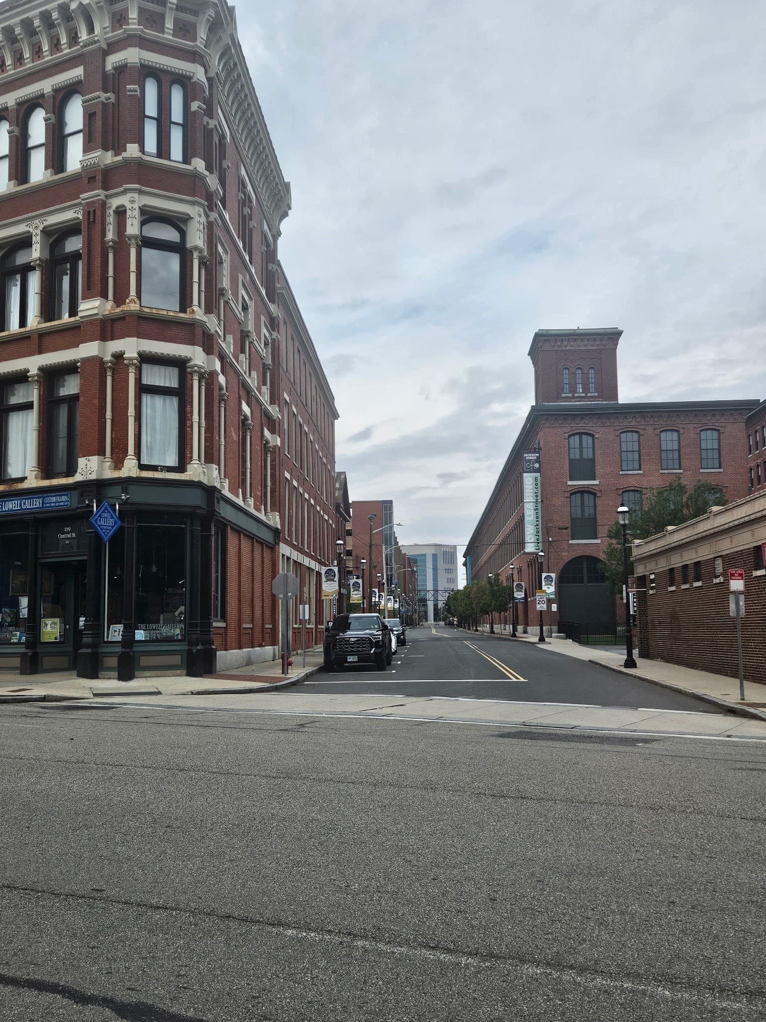 Condominium at 219 Central Street # 3E, Lowell MA 01852, Lowell, photo 5 of 35