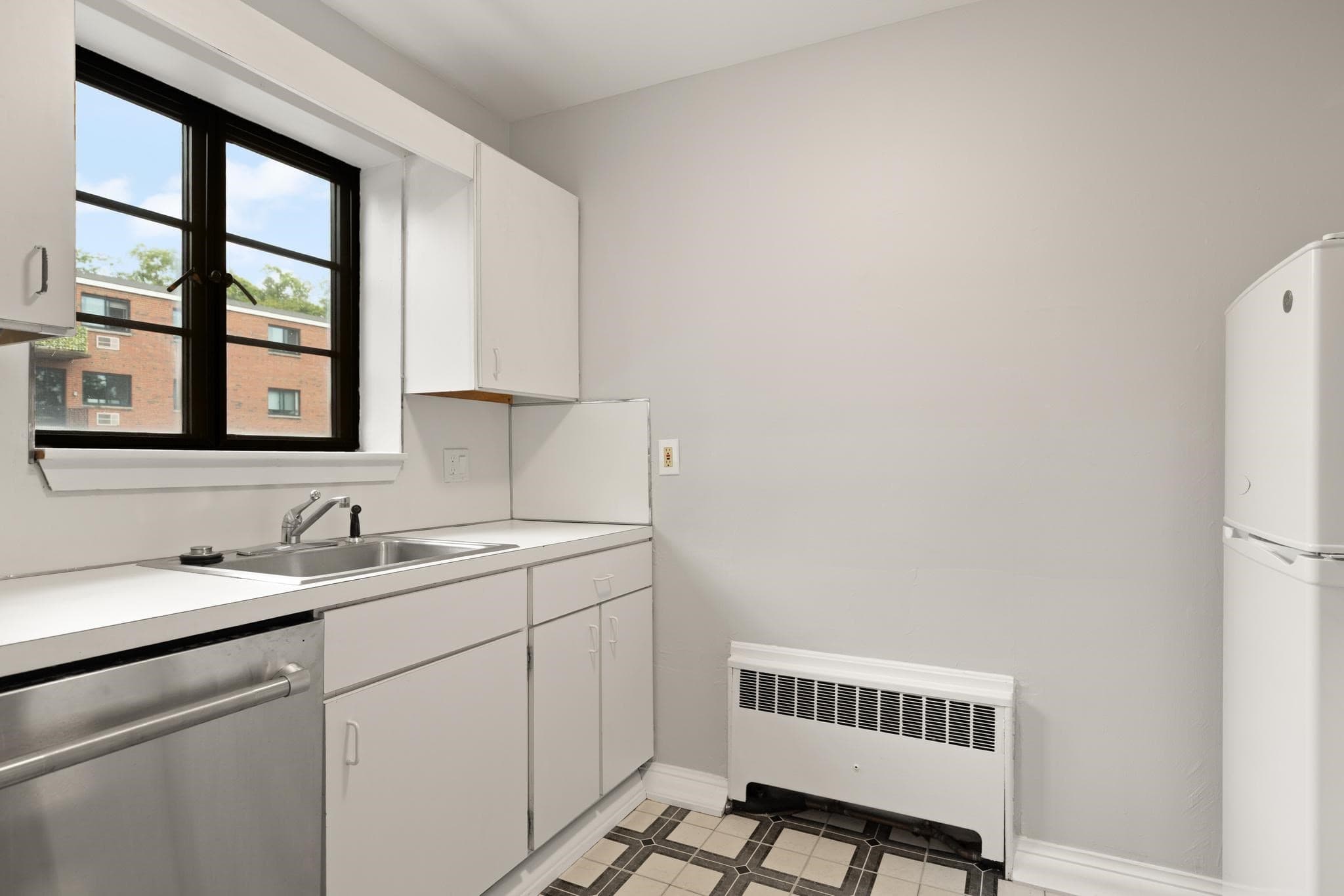 Condominium at 75 Strathmore Rd # 6A, Boston MA 02135, photo 8 of 12