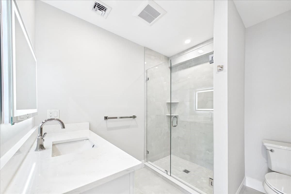 Condominium at 305 Chestnut Ave # 5, Boston MA 02130, photo 23 of 40