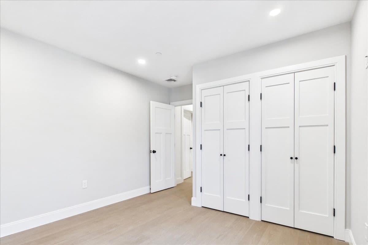 Condominium at 305 Chestnut Ave # 5, Boston MA 02130, photo 27 of 40