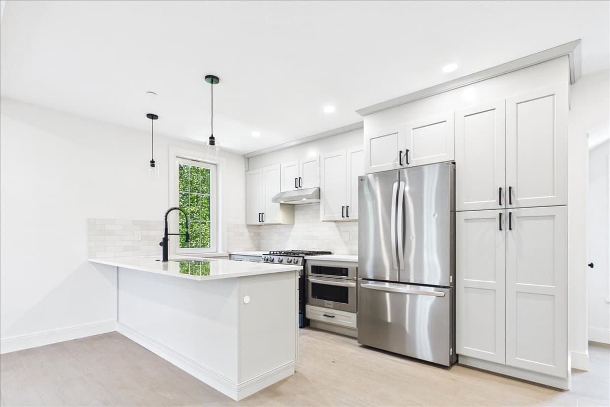 Condominium at 305 Chestnut Ave # 5, Boston MA 02130, photo 12 of 40