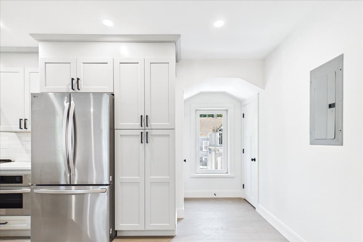 Condominium at 305 Chestnut Ave # 5, Boston MA 02130, photo 15 of 40