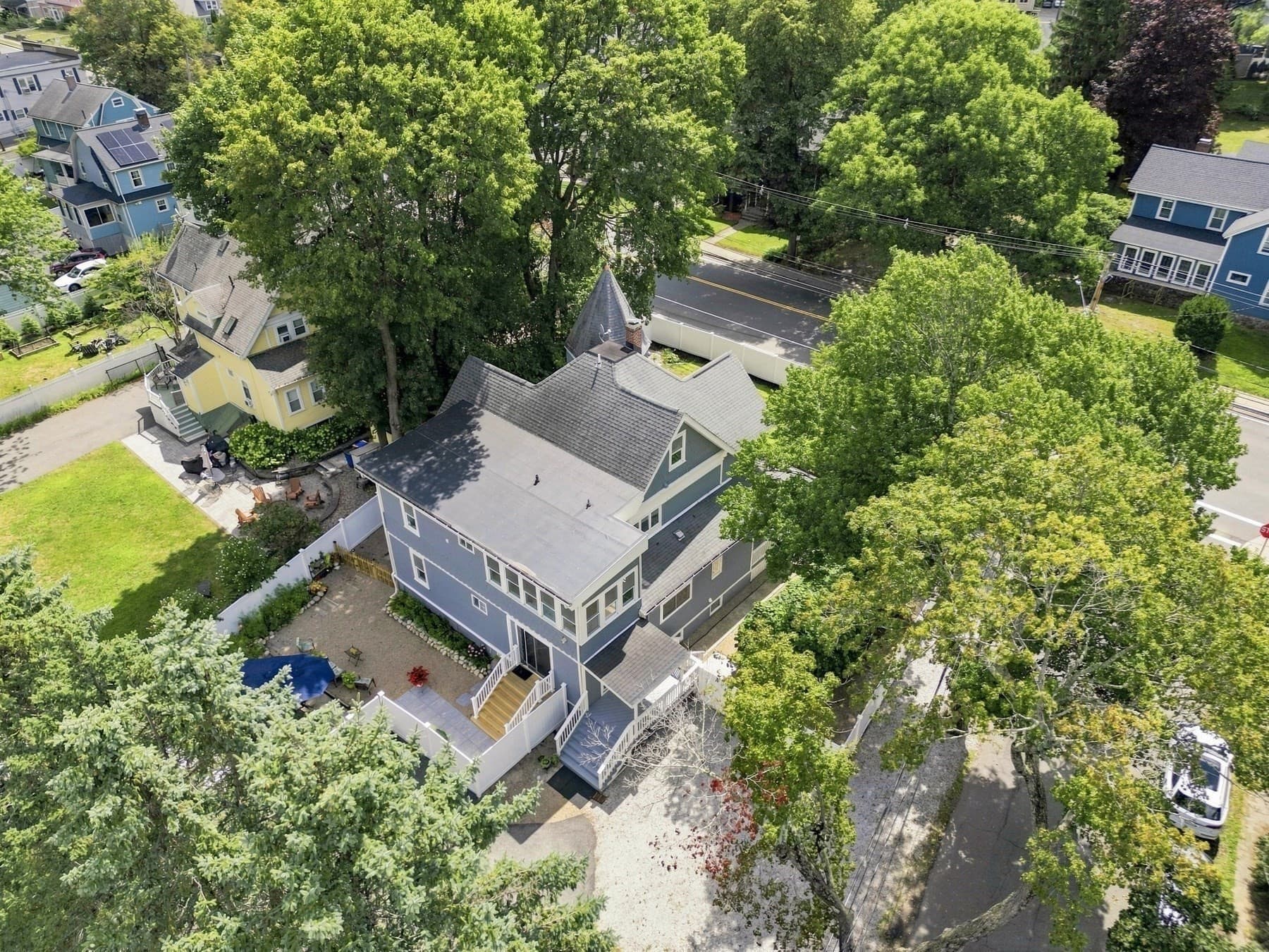 Multi Family at 1161 Franklin St, Stoneham MA 02180, photo 5 of 42