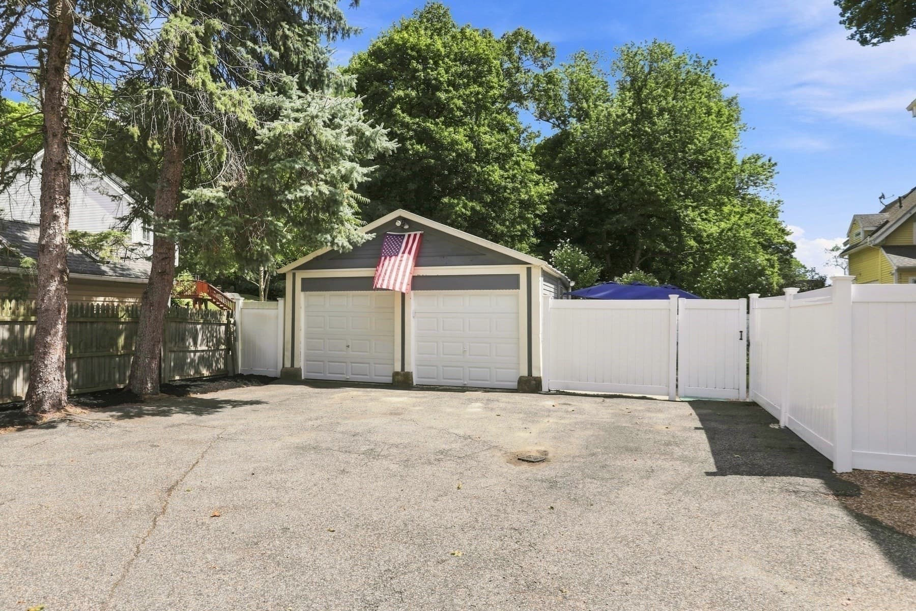 Multi Family at 1161 Franklin St, Stoneham MA 02180, photo 10 of 42