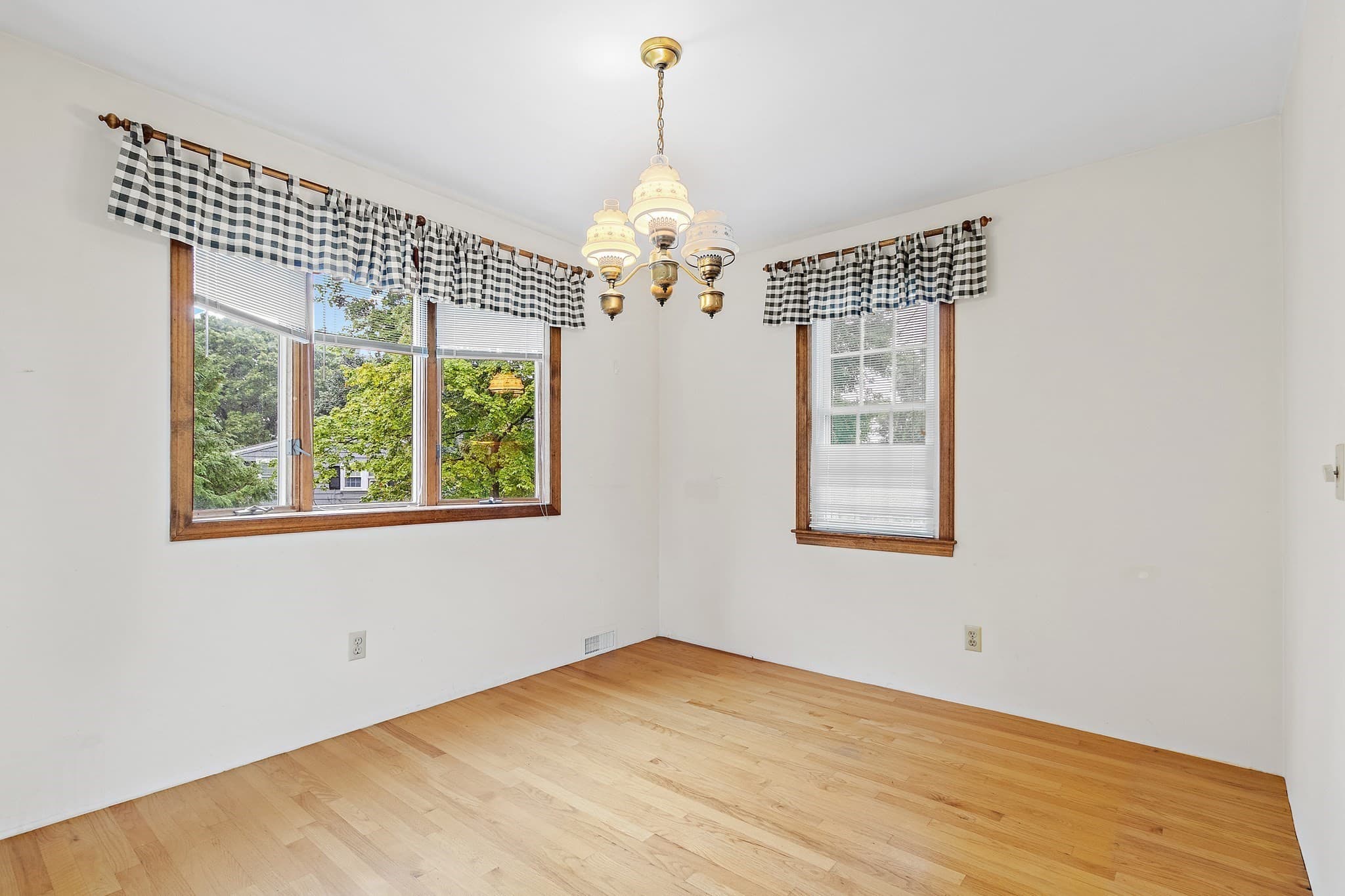 Single Family Residence at 51 Ridge Rd, Marlborough MA 01752, Marlborough, photo 22 of 40