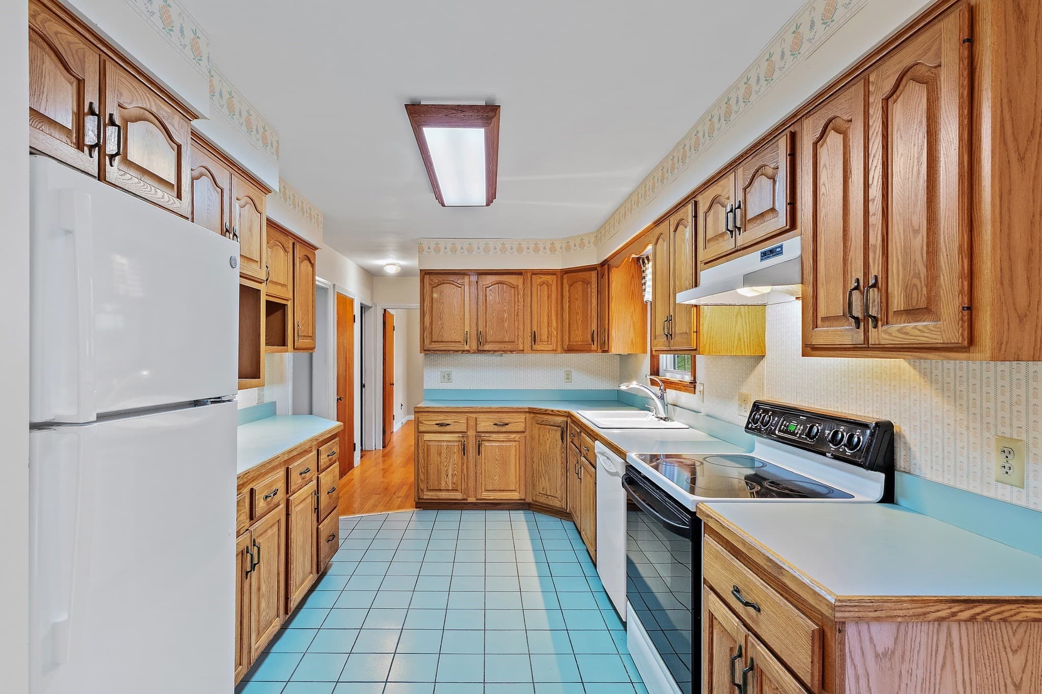 Single Family Residence at 51 Ridge Rd, Marlborough MA 01752, Marlborough, photo 20 of 40