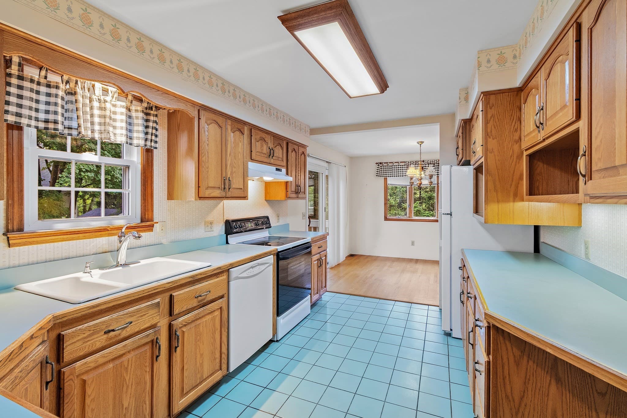 Single Family Residence at 51 Ridge Rd, Marlborough MA 01752, Marlborough, photo 21 of 40
