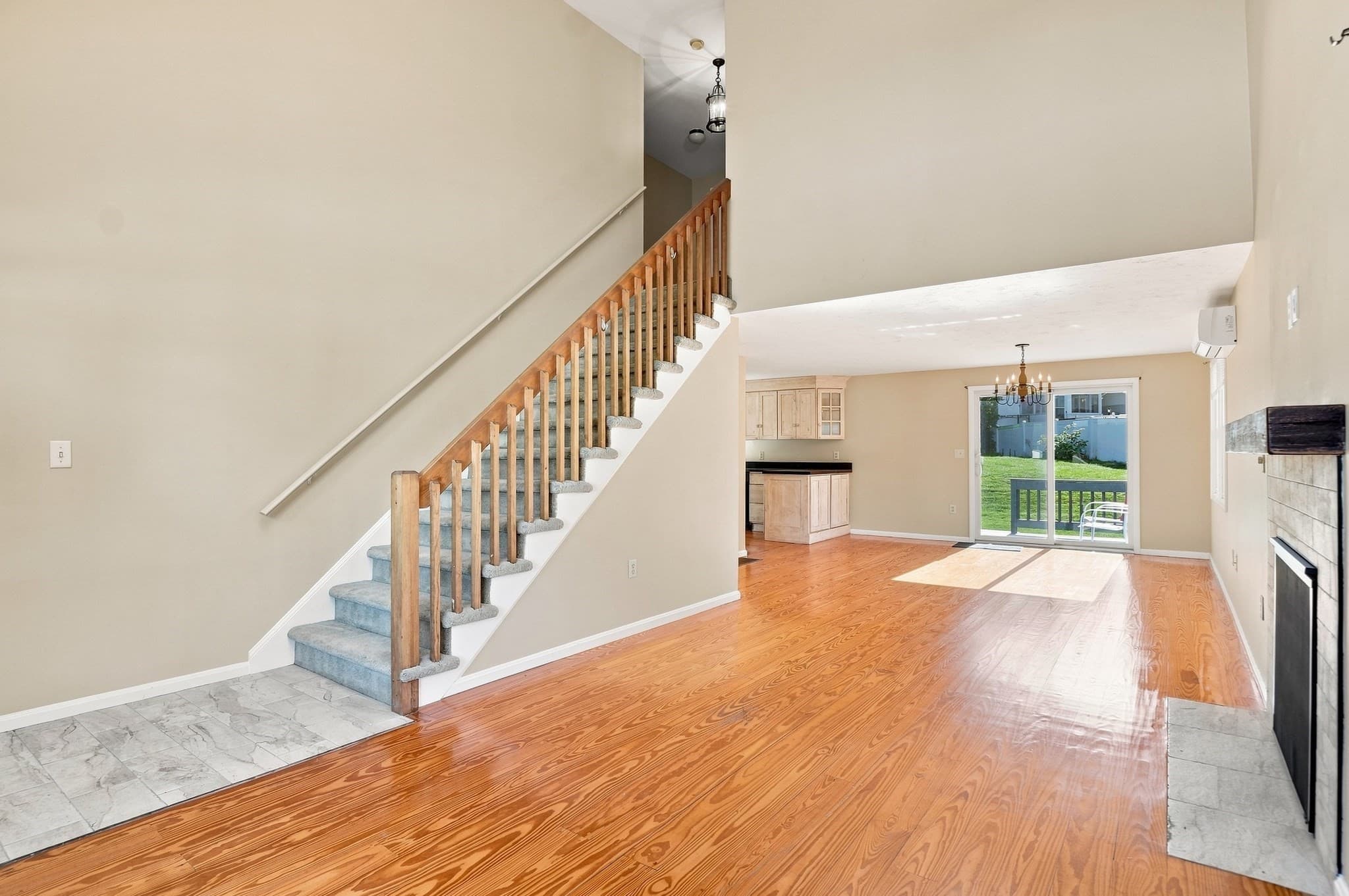Single Family Residence at 679-A Burncoat Street, Worcester MA 01606, Worcester, photo 5 of 27