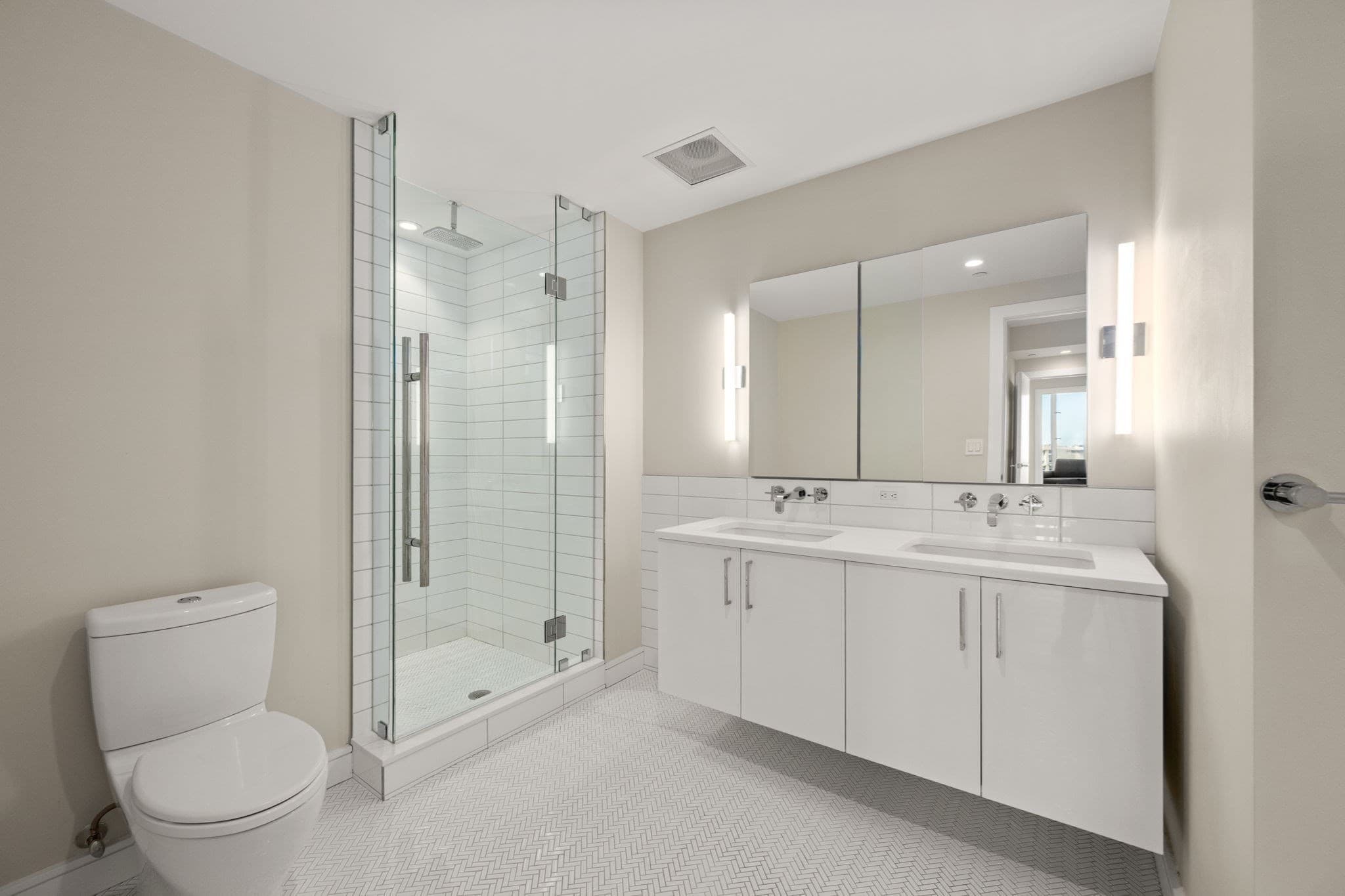 Condominium at 110 Broad Street # 901, Boston MA 02110, photo 12 of 26
