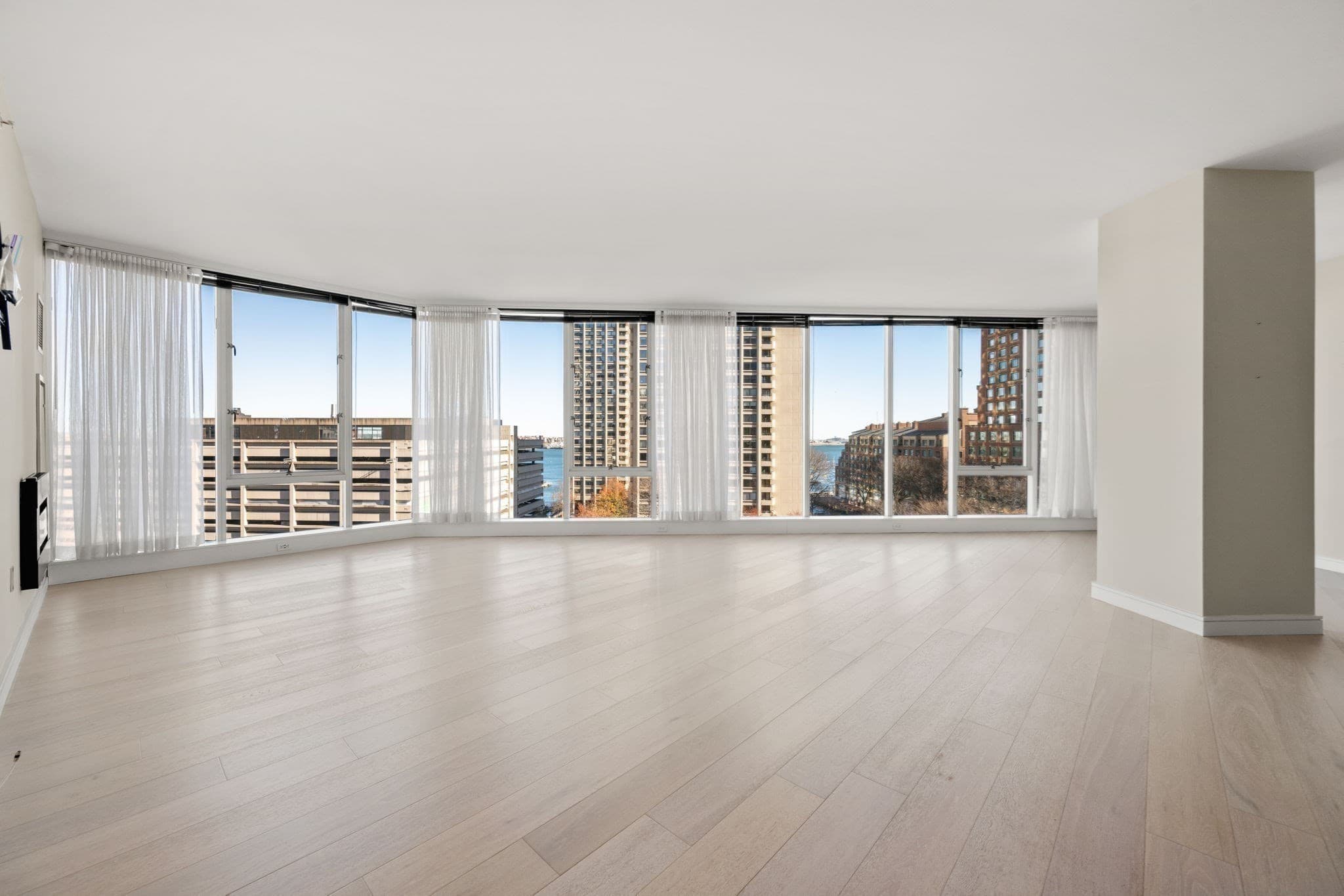 Condominium at 110 Broad Street # 901, Boston MA 02110, photo 14 of 26