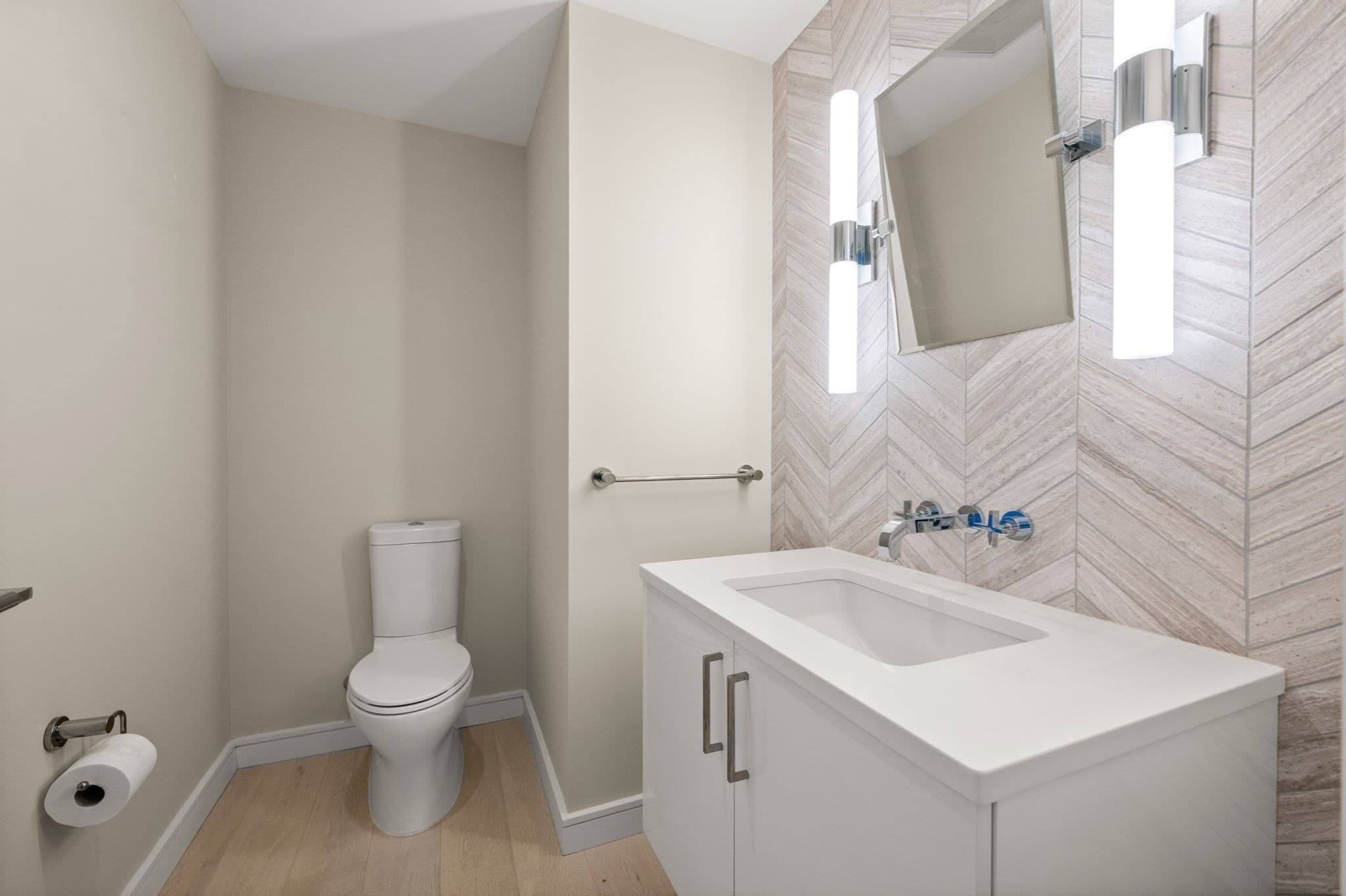 Condominium at 110 Broad Street # 901, Boston MA 02110, photo 11 of 26