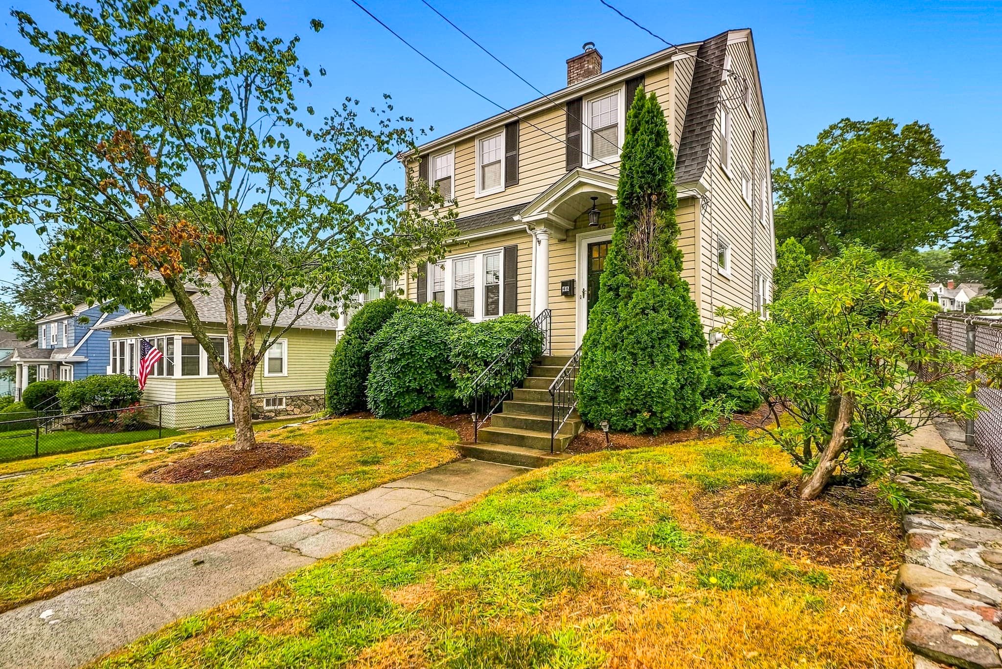 Single Family Residence at 46 Prentice St, Waltham MA 02451, photo 2 of 40