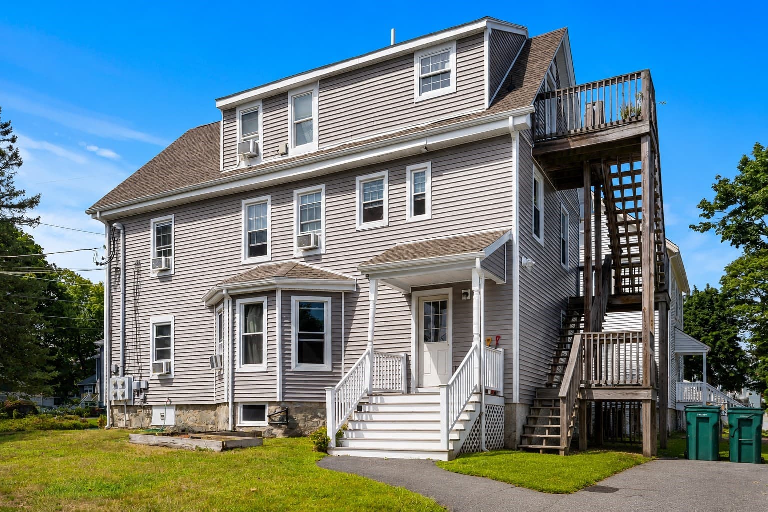3 Family - 3 Units Up/Down at 69 Prospect Ave, Norwood MA 02062, Norwood, photo 3 of 25