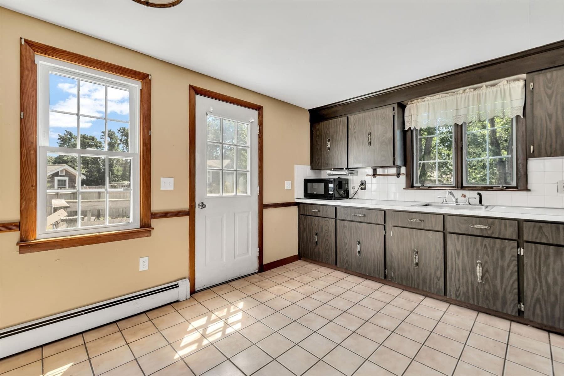 Single Family Residence at 31 Park Dr, Dennis MA 02670, Dennis, photo 15 of 42