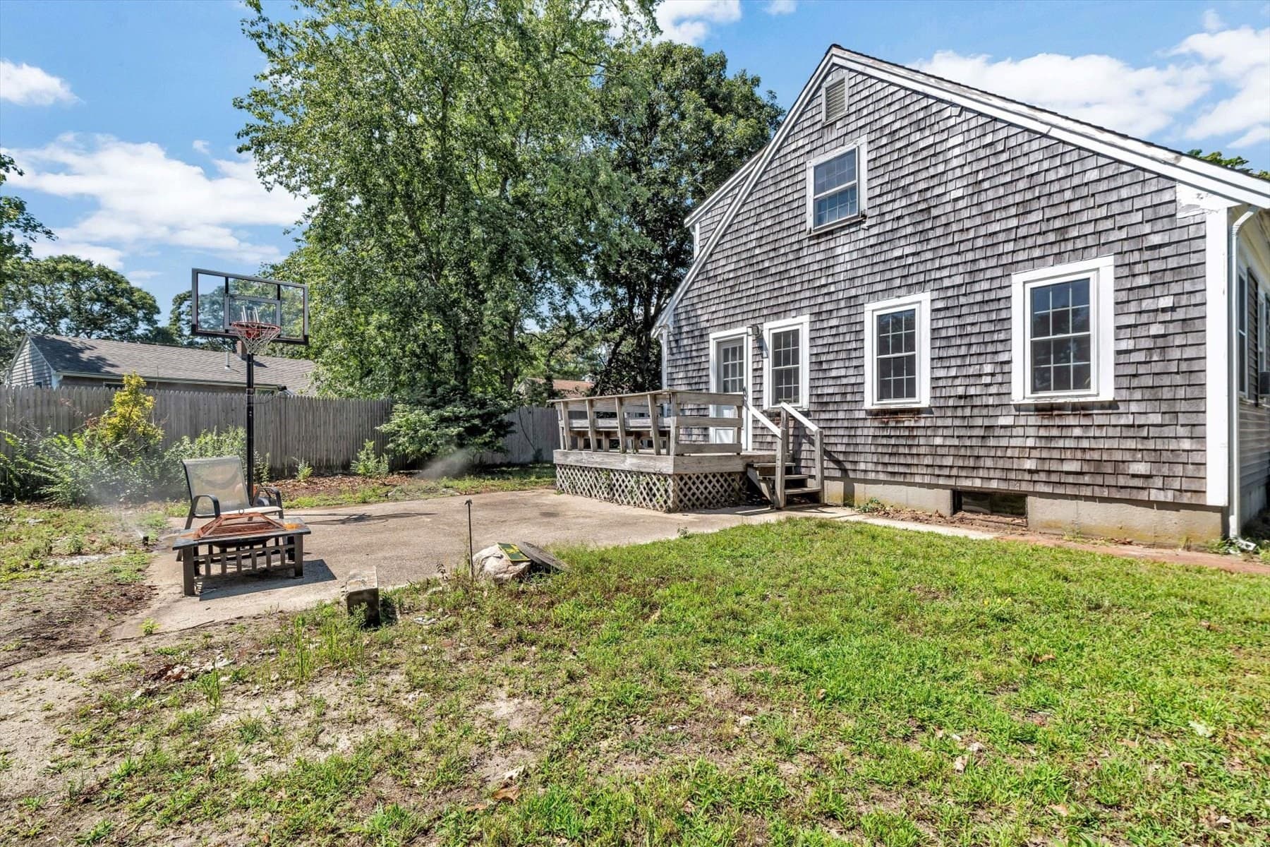 Single Family Residence at 31 Park Dr, Dennis MA 02670, Dennis, photo 8 of 42