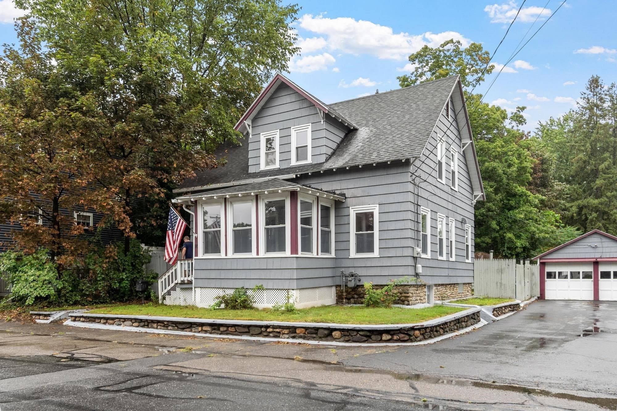 14 Rockdale Ave, Fitchburg MA 01420