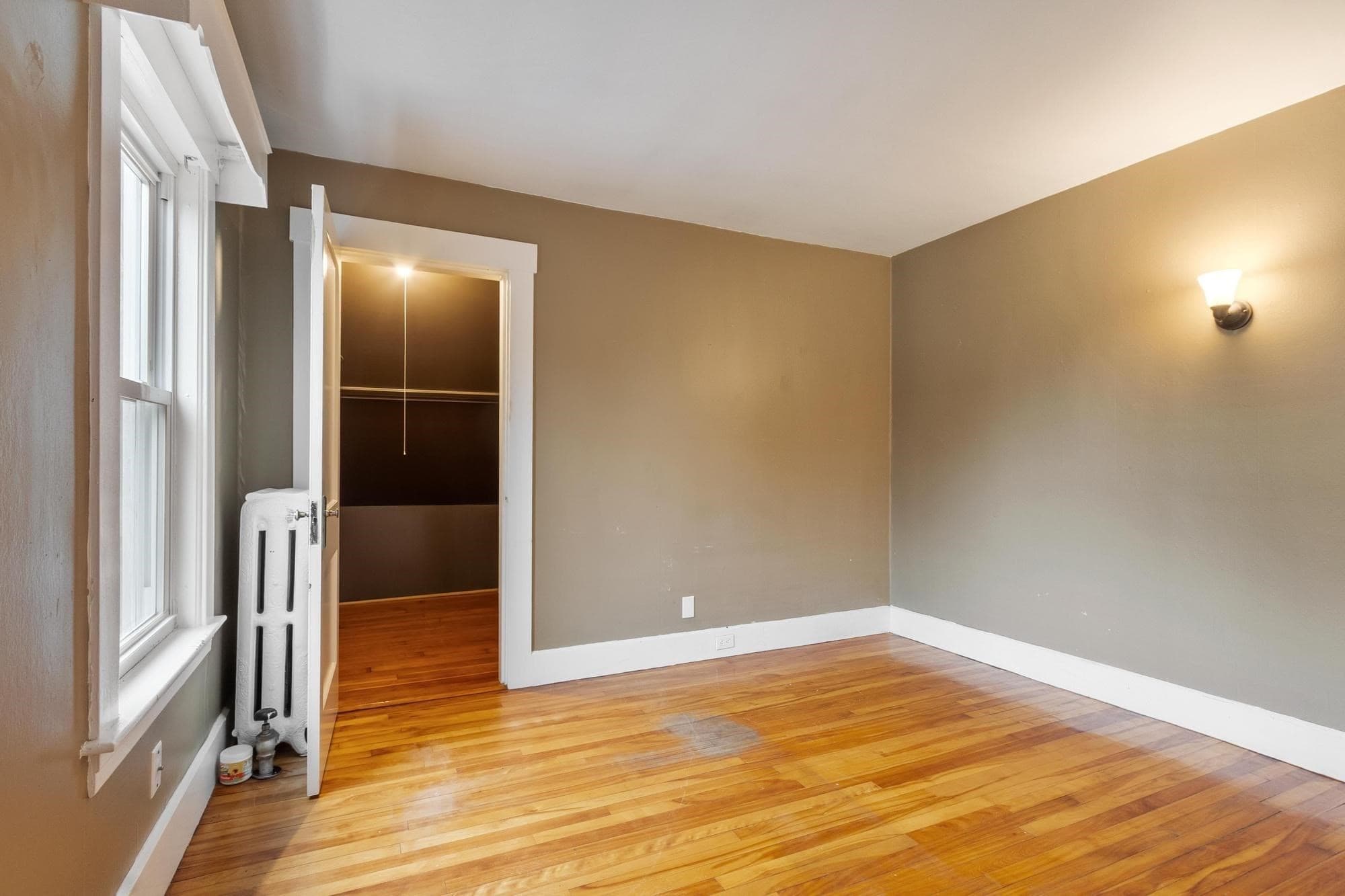 Single Family Residence at 14 Rockdale Ave, Fitchburg MA 01420, Fitchburg, photo 30 of 39