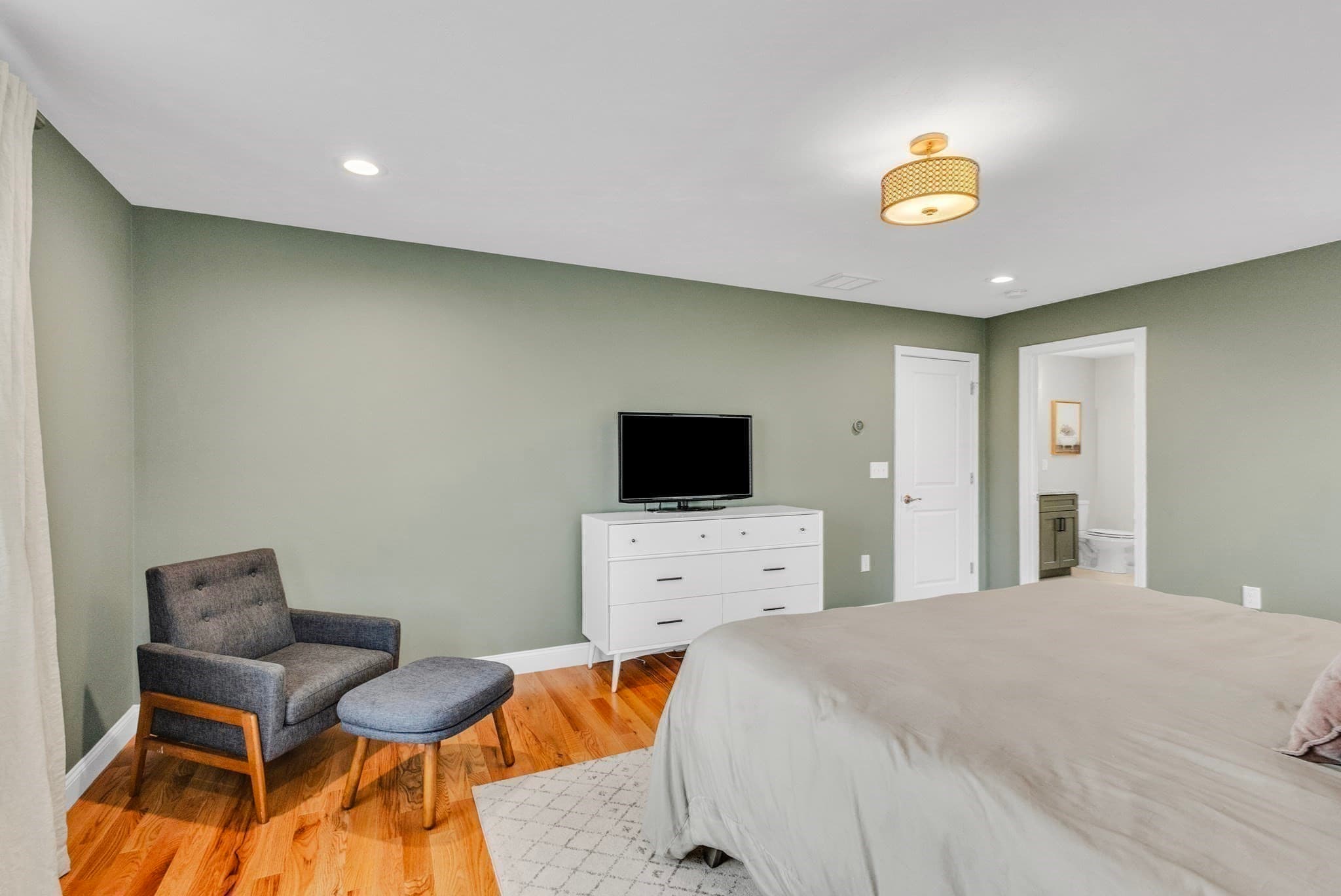 Condominium at 24 Paper Birch Path # 24, Worcester MA 01605, Worcester, photo 18 of 34