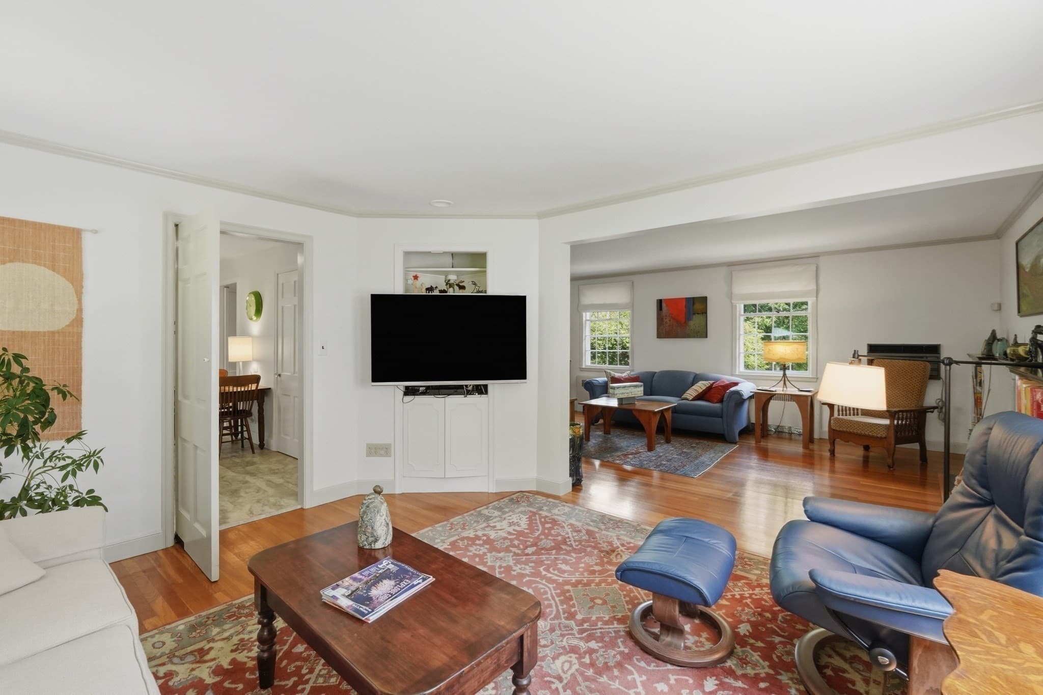 Single Family Residence at 143 Richmond Avenue, Worcester MA 01602, Worcester, photo 8 of 40