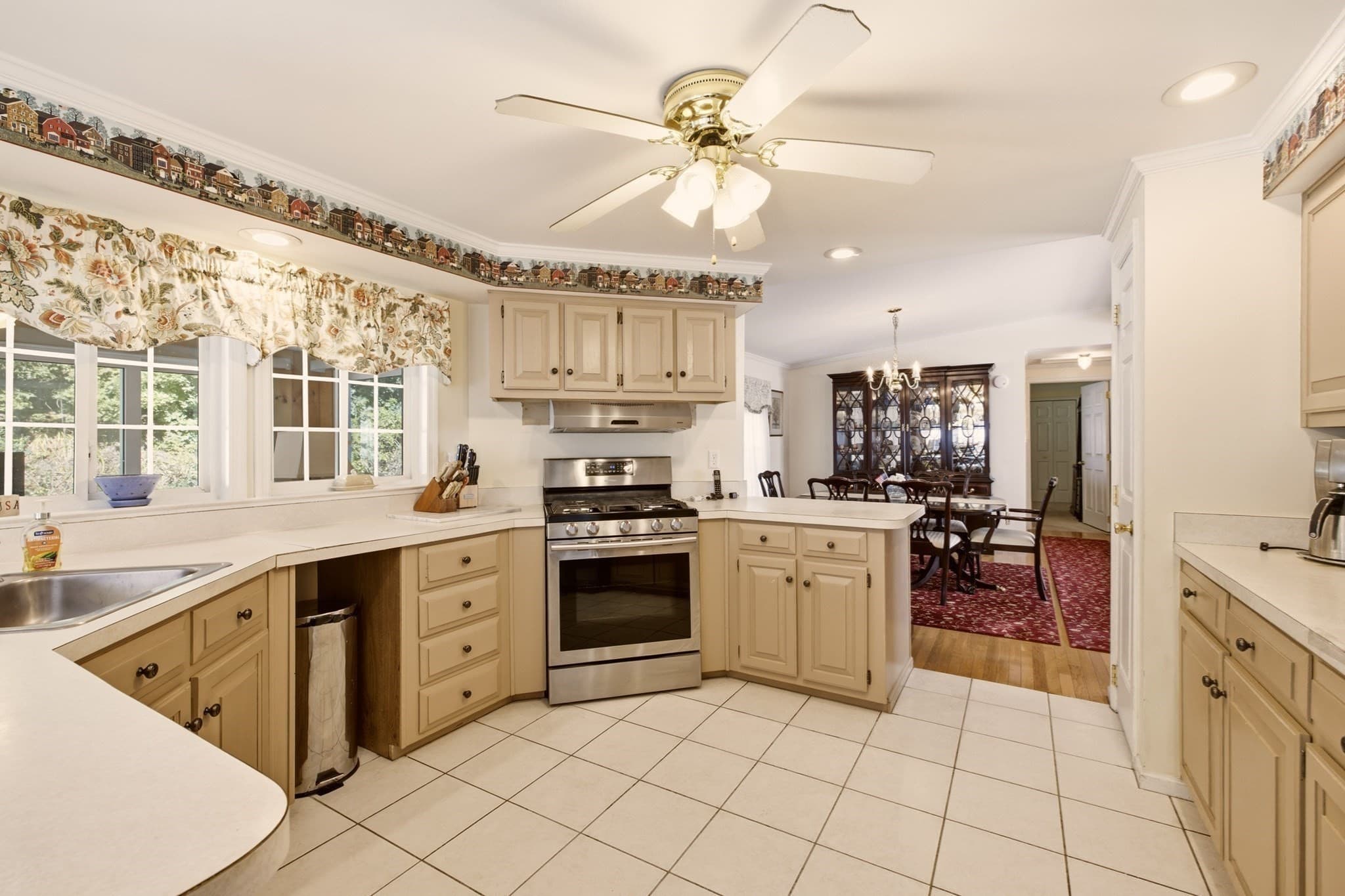 Single Family Residence at 5 Brimwood Lane, Bridgewater MA 02324, Bridgewater, photo 17 of 37