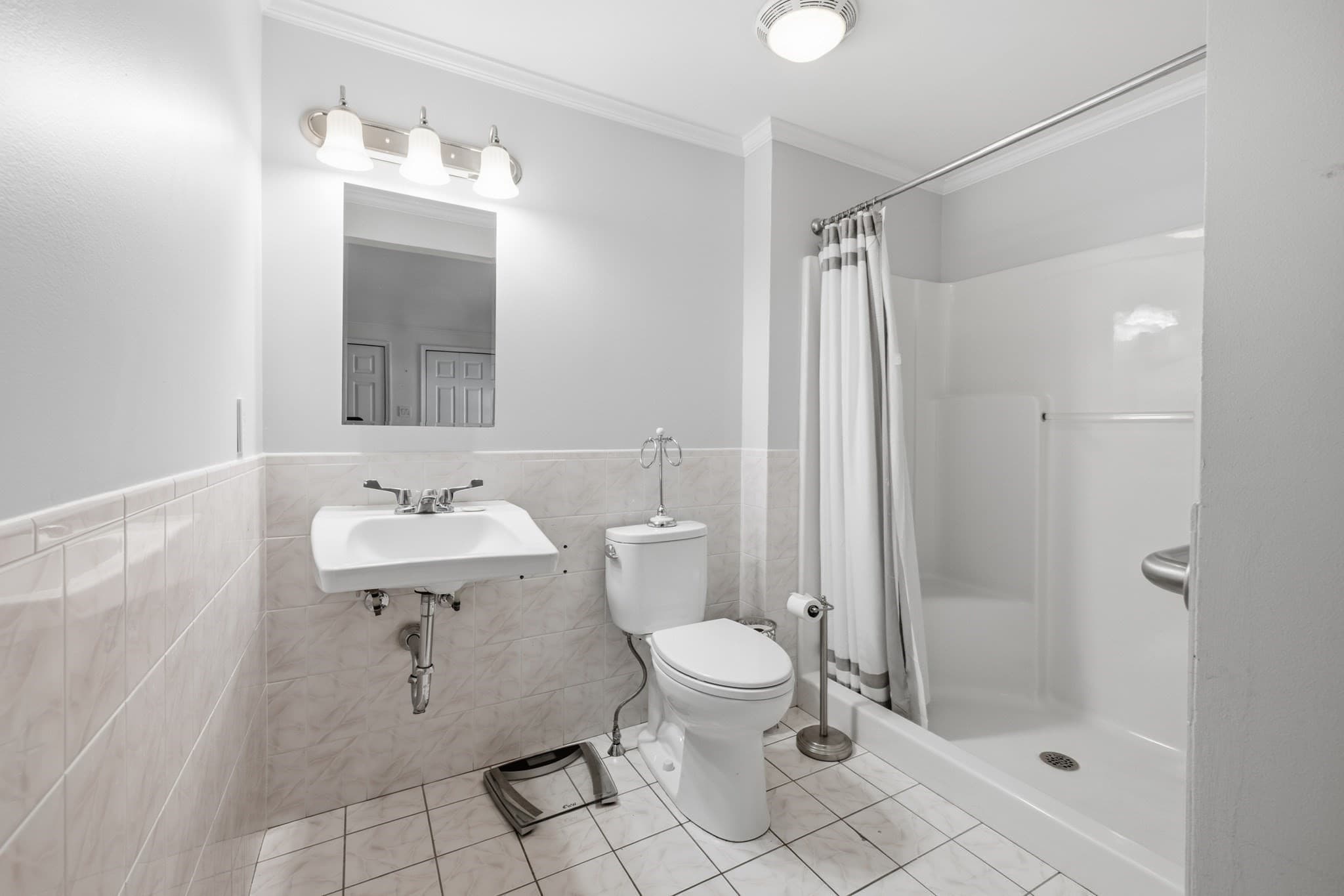 Single Family Residence at 5 Brimwood Lane, Bridgewater MA 02324, Bridgewater, photo 26 of 37