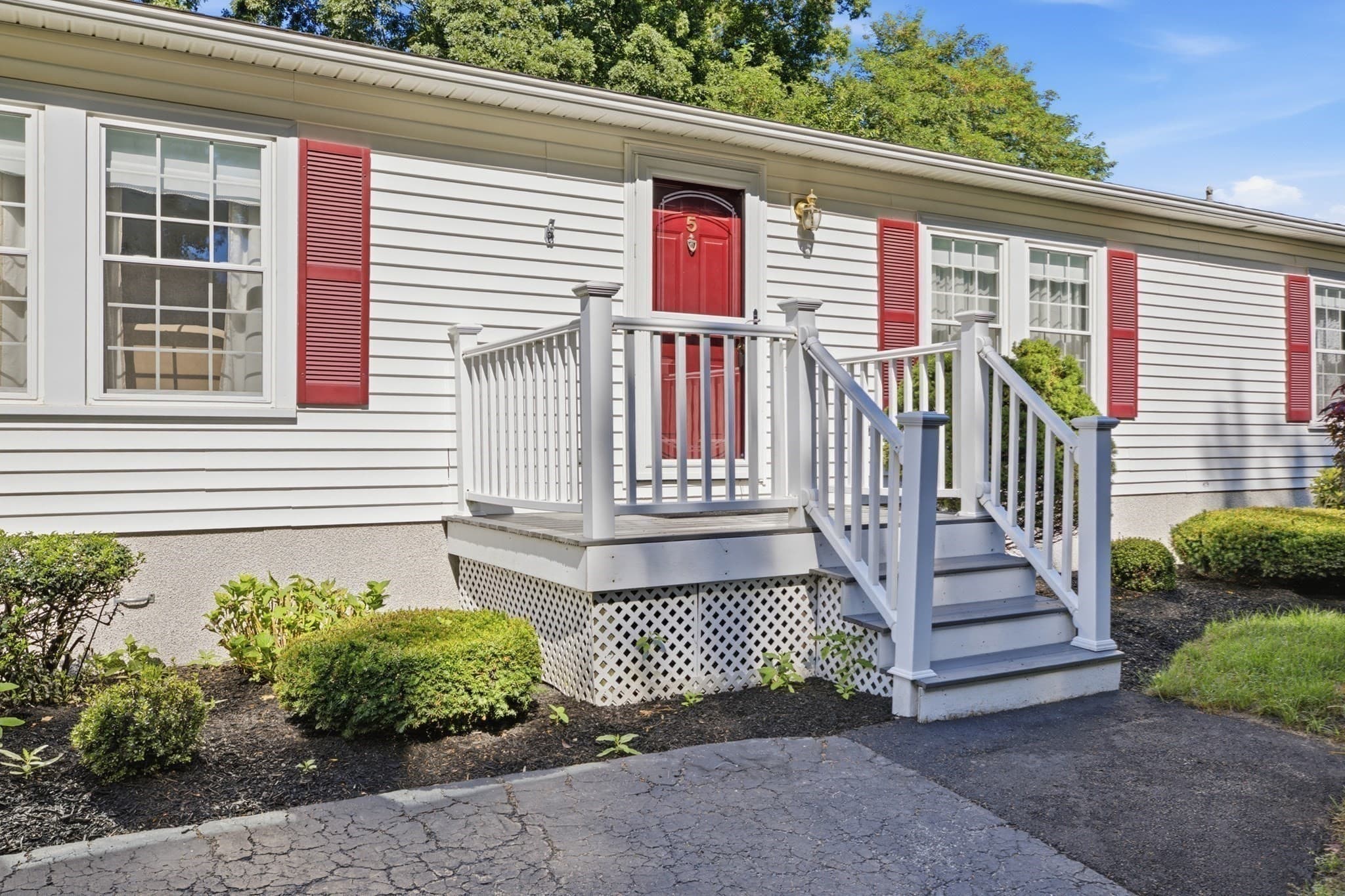 Single Family Residence at 5 Brimwood Lane, Bridgewater MA 02324, Bridgewater, photo 3 of 37