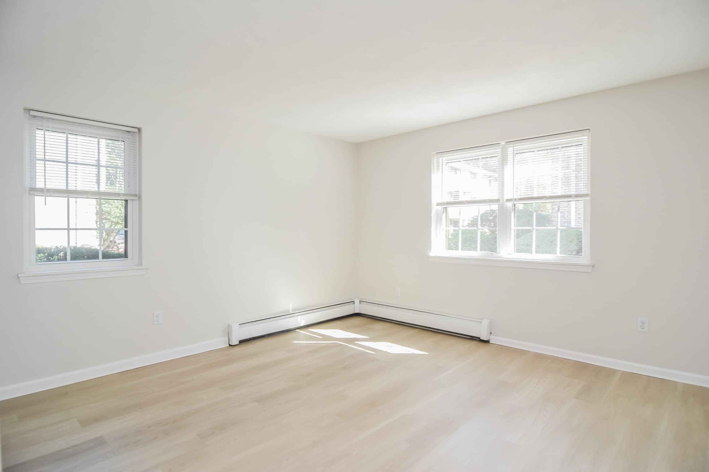 Condominium at 8 Kenmar Drive # 55, Billerica MA 01821, Billerica, photo 13 of 35