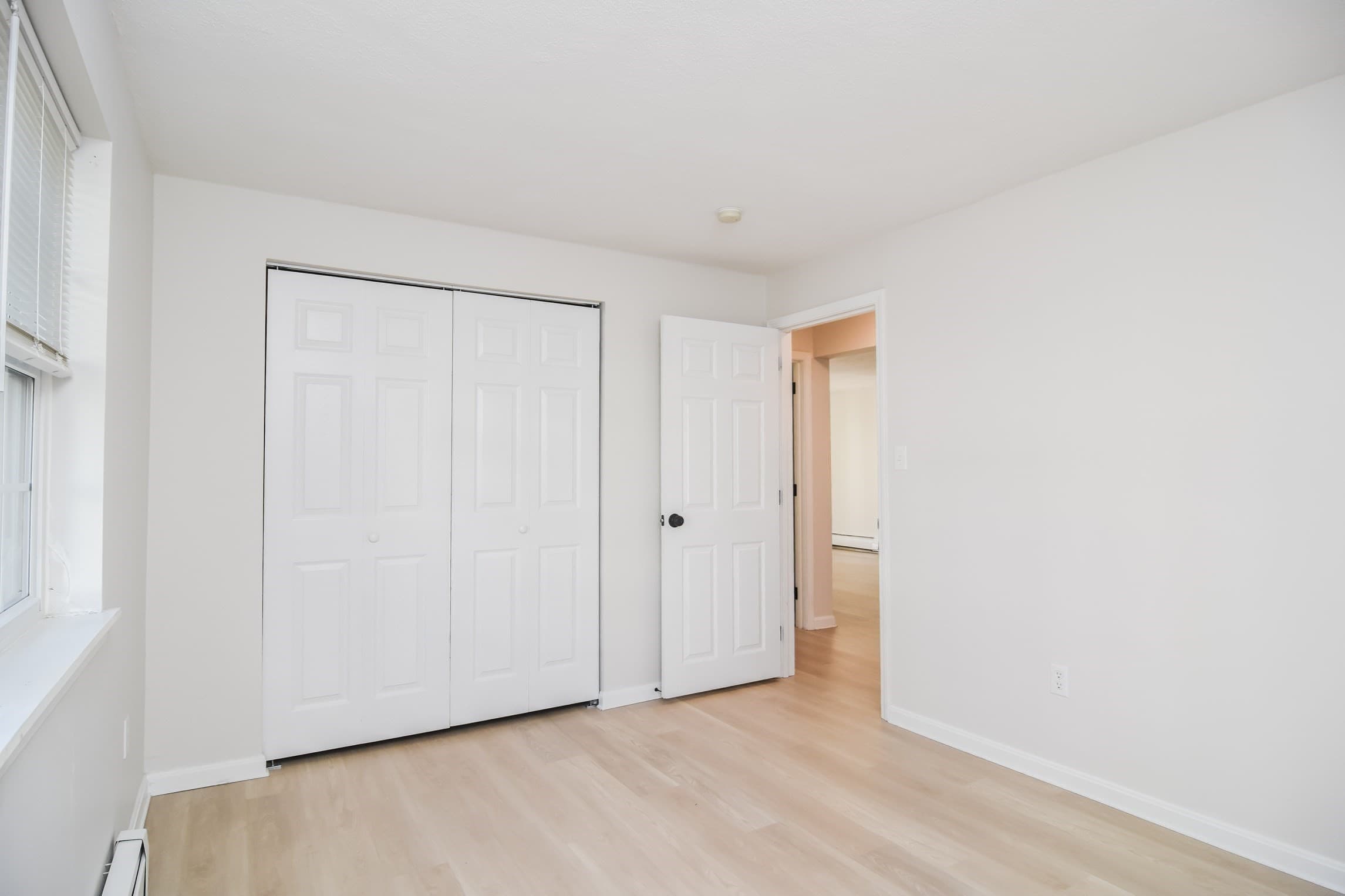 Condominium at 8 Kenmar Drive # 55, Billerica MA 01821, Billerica, photo 11 of 35