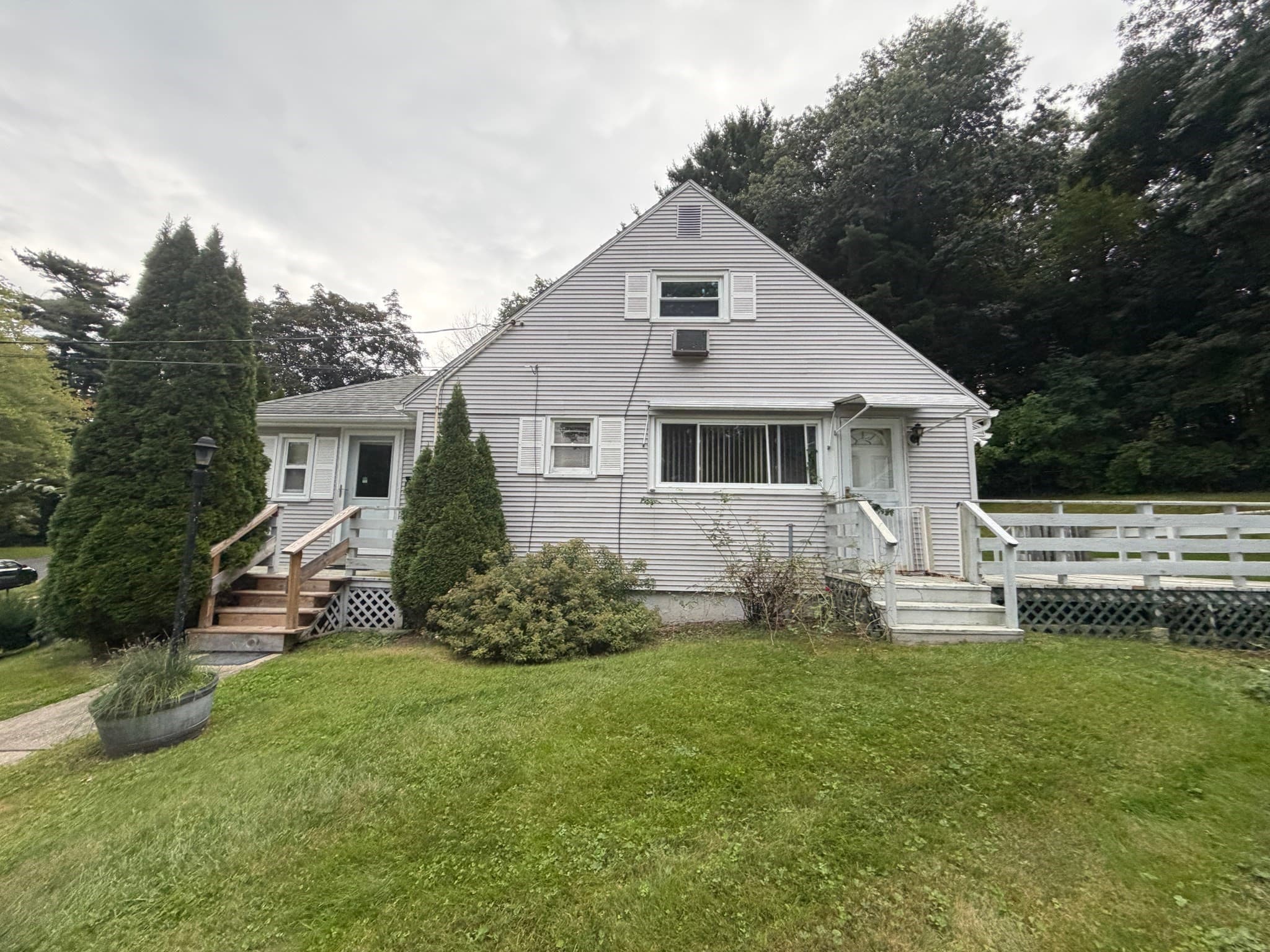 Single Family Residence at 433 Gifford Street, Springfield MA 01118, Springfield, photo 2 of 21