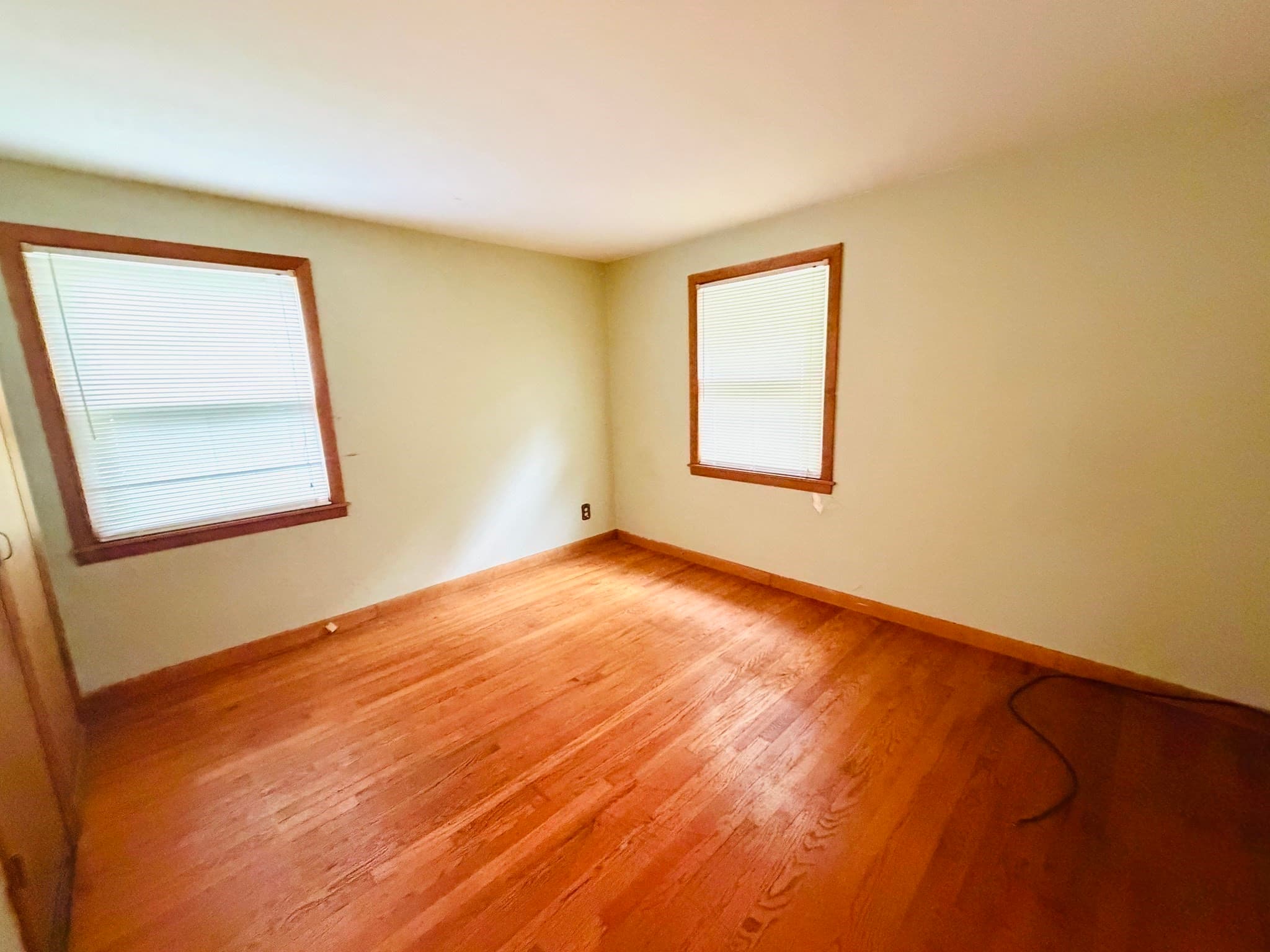 Single Family Residence at 433 Gifford Street, Springfield MA 01118, Springfield, photo 14 of 21