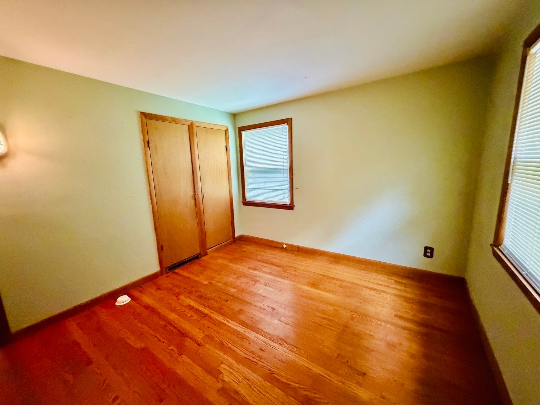 Single Family Residence at 433 Gifford Street, Springfield MA 01118, Springfield, photo 15 of 21
