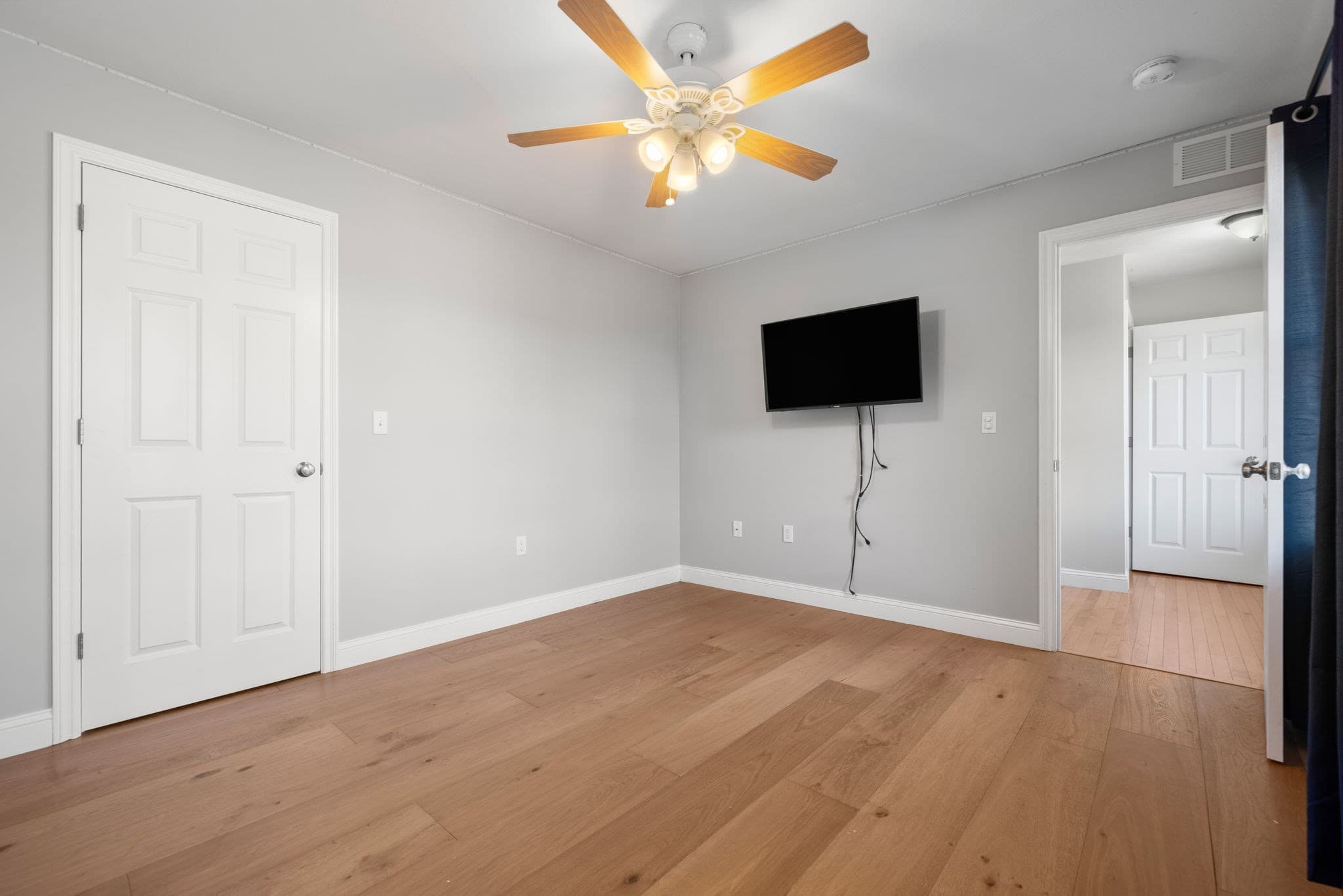 Single Family Residence at 11 Duquette Dr, Haverhill MA 01830, photo 21 of 27