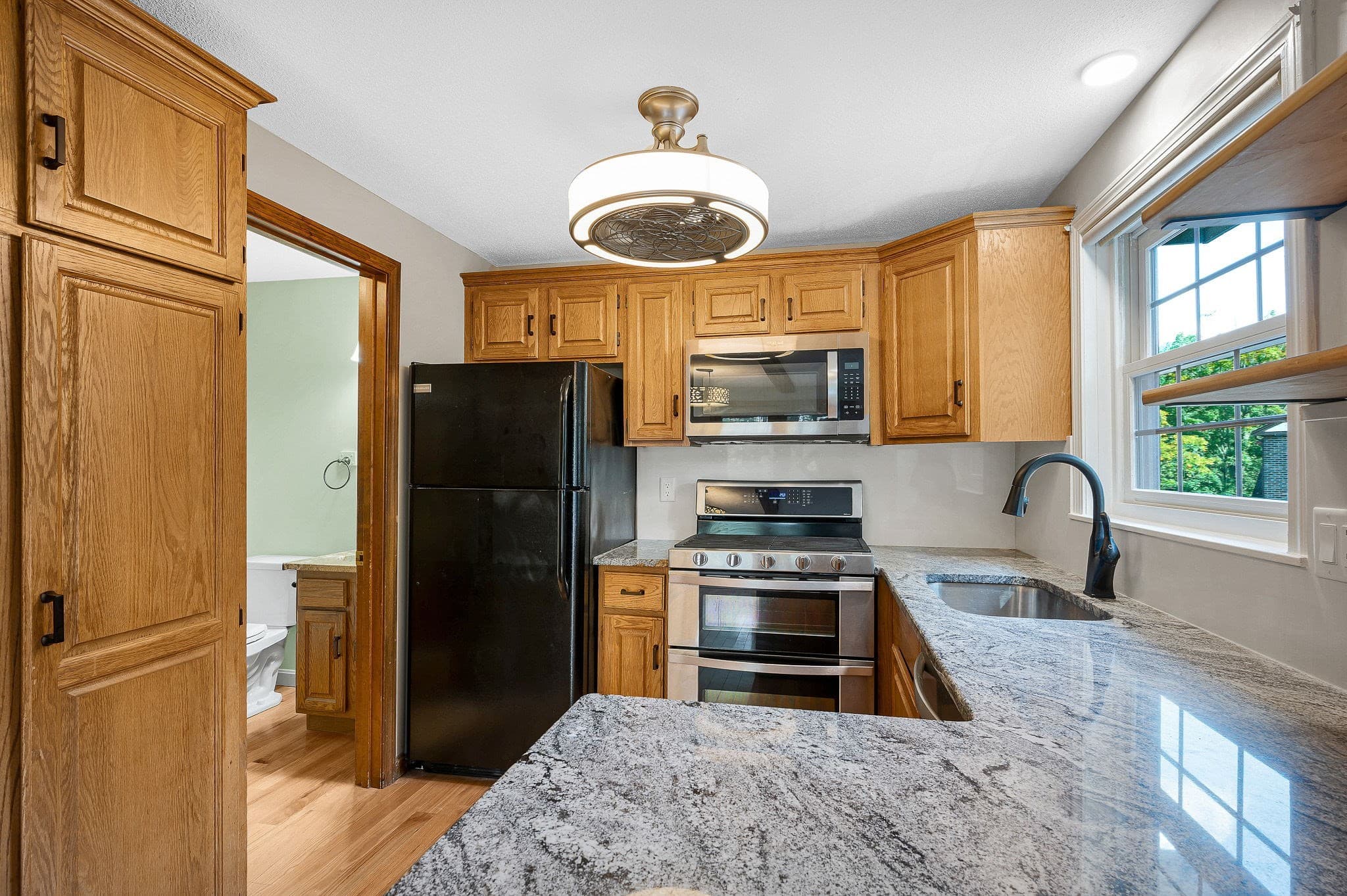 Condominium at 34 Scotty Hollow Dr, Chelmsford MA 01863, Chelmsford, photo 13 of 37