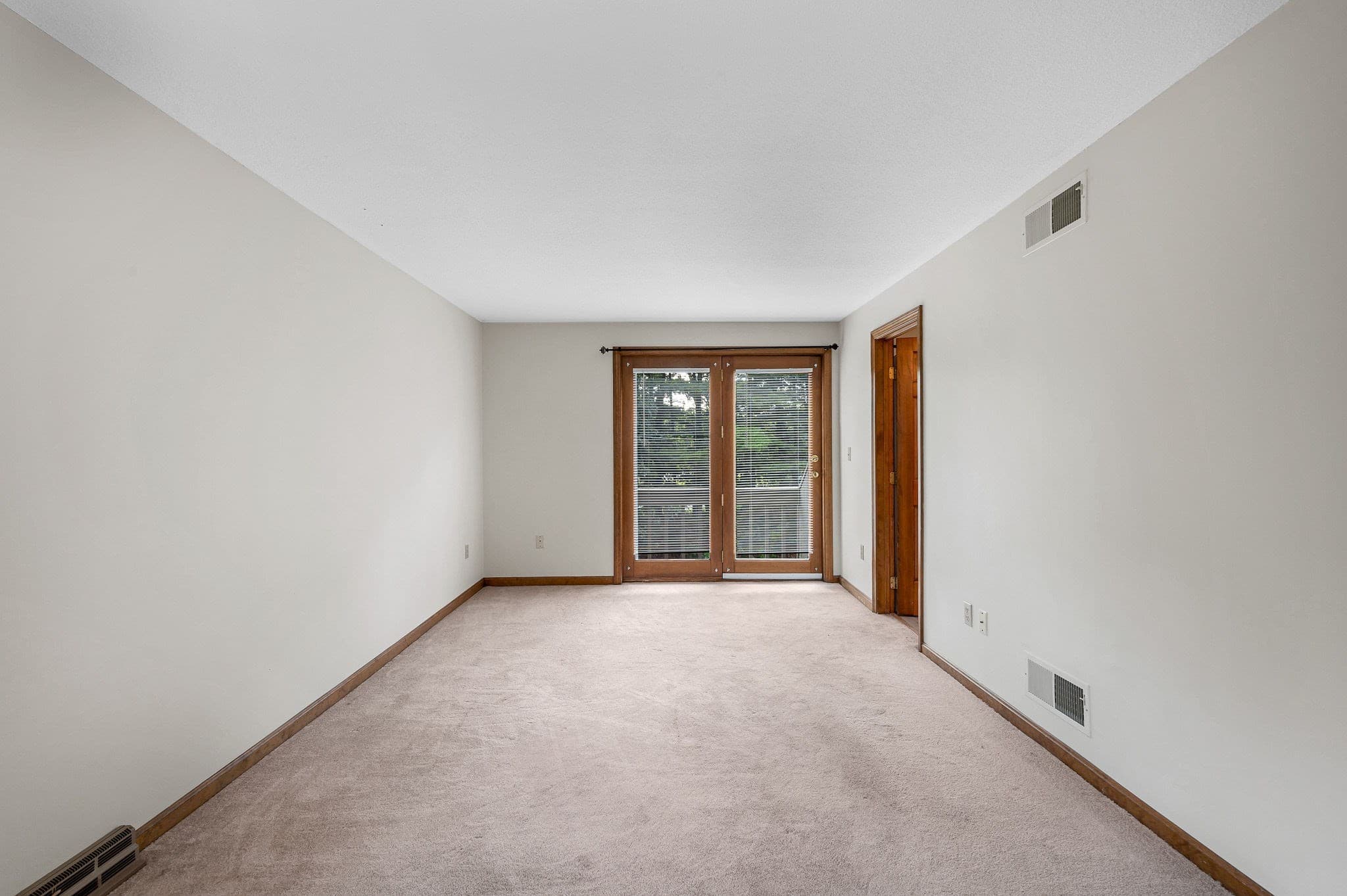 Condominium at 34 Scotty Hollow Dr, Chelmsford MA 01863, Chelmsford, photo 26 of 37