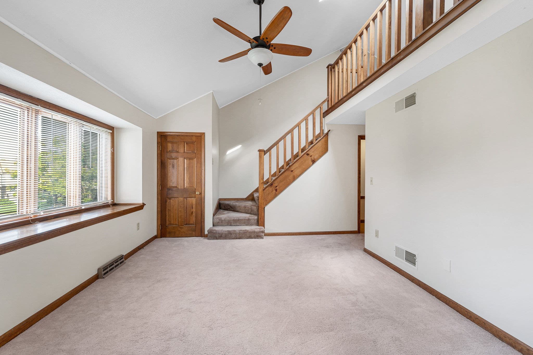 Condominium at 34 Scotty Hollow Dr, Chelmsford MA 01863, Chelmsford, photo 20 of 37