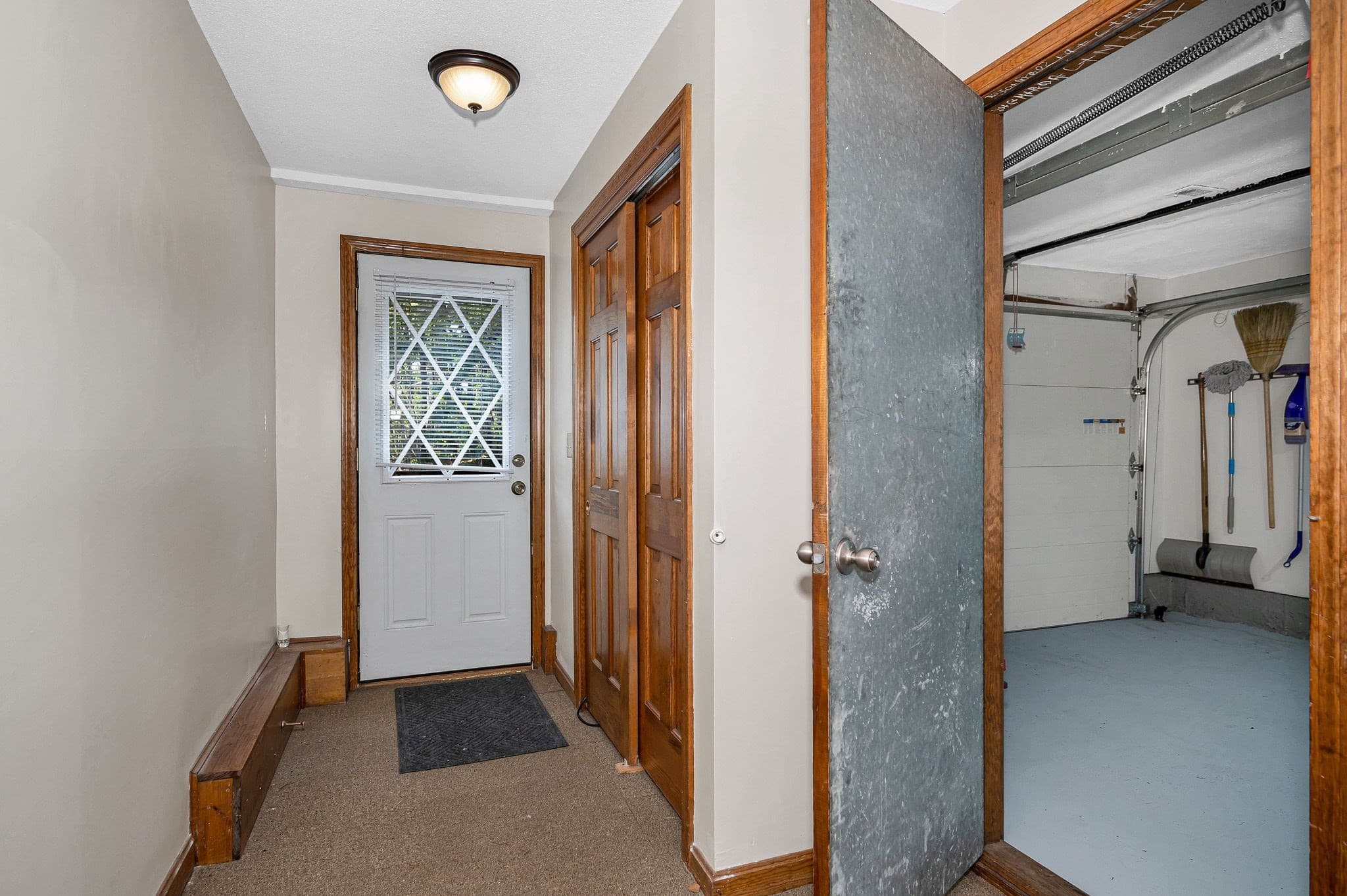 Condominium at 34 Scotty Hollow Dr, Chelmsford MA 01863, Chelmsford, photo 31 of 37