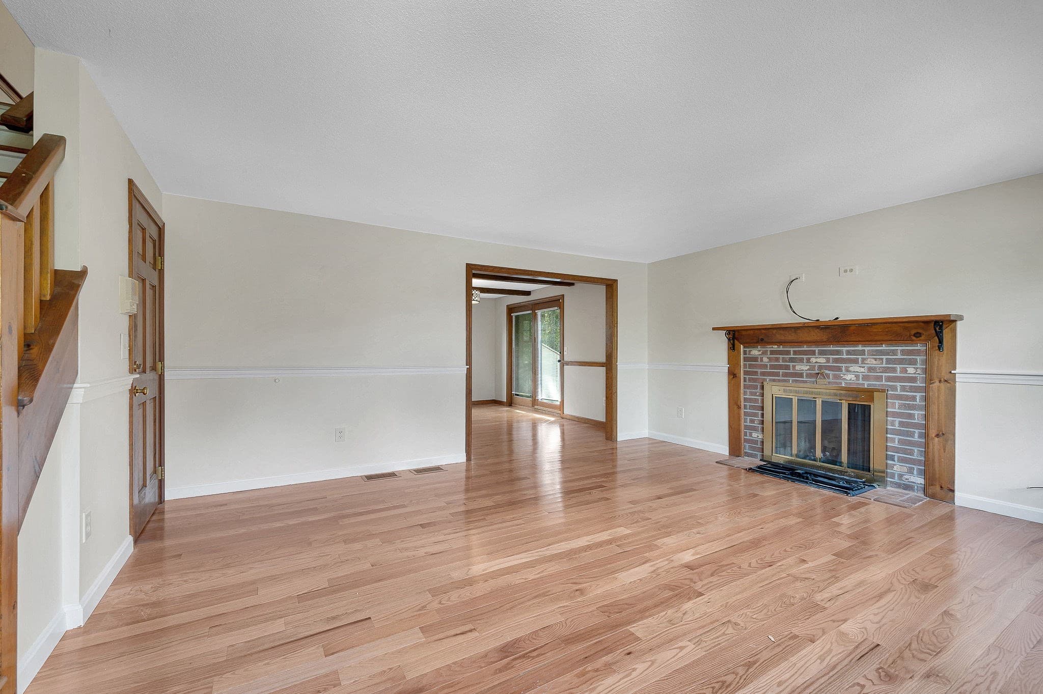 Condominium at 34 Scotty Hollow Dr, Chelmsford MA 01863, Chelmsford, photo 4 of 37