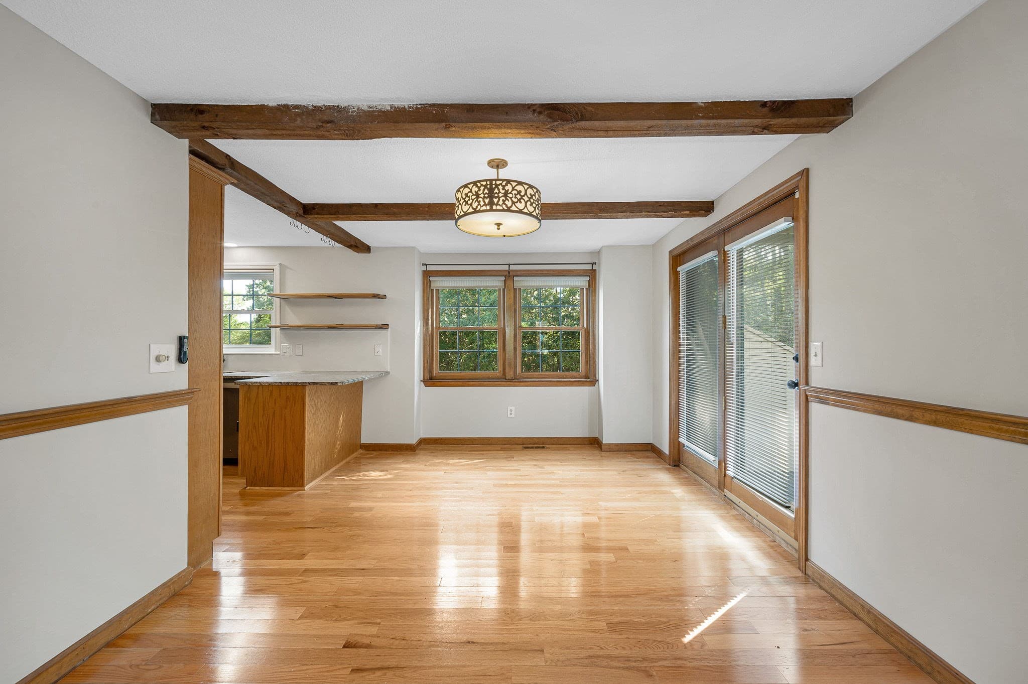 Condominium at 34 Scotty Hollow Dr, Chelmsford MA 01863, Chelmsford, photo 8 of 37